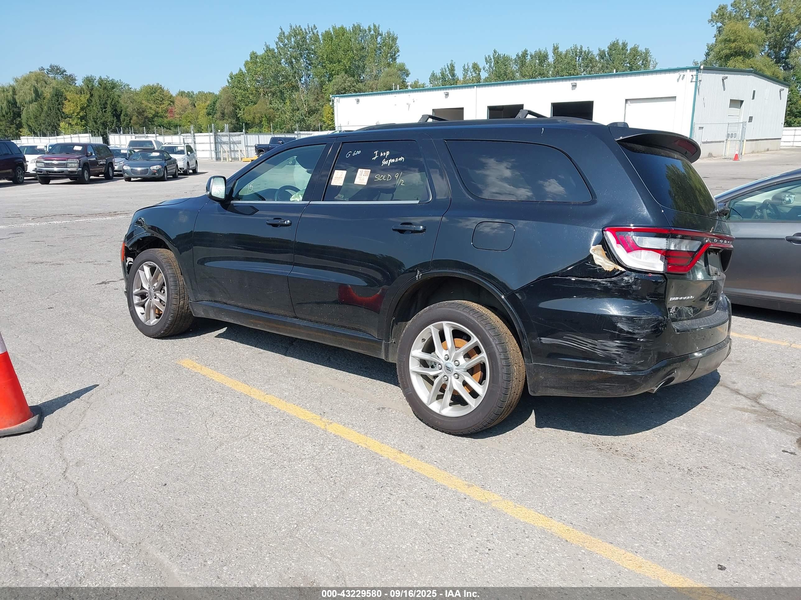 DODGE DURANGO image 3