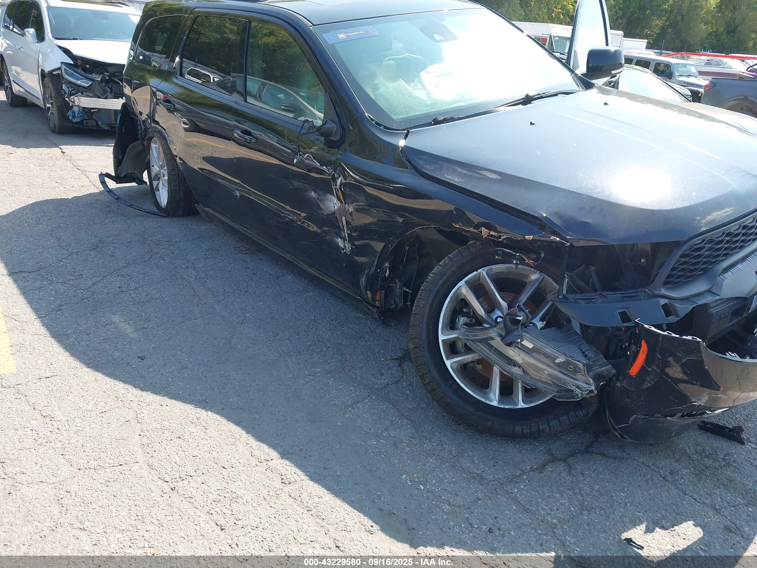 DODGE DURANGO image 6