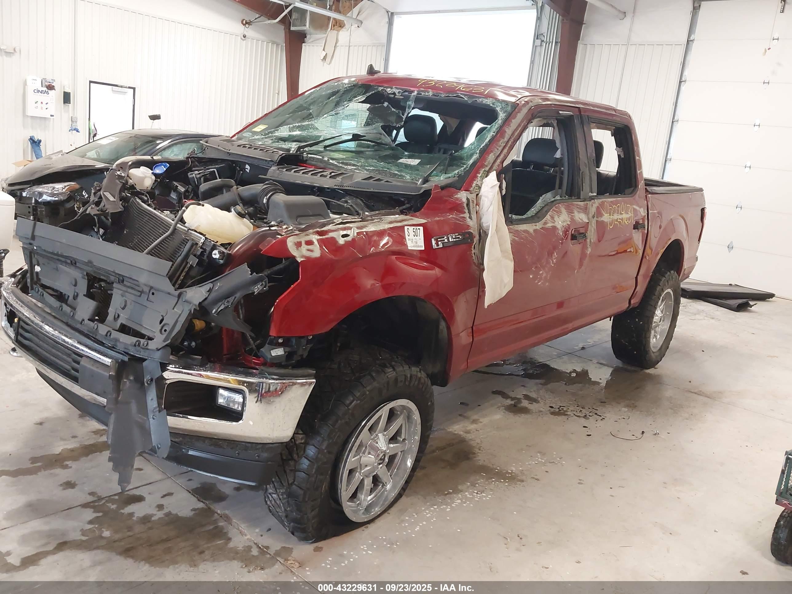 FORD F-150 image 2