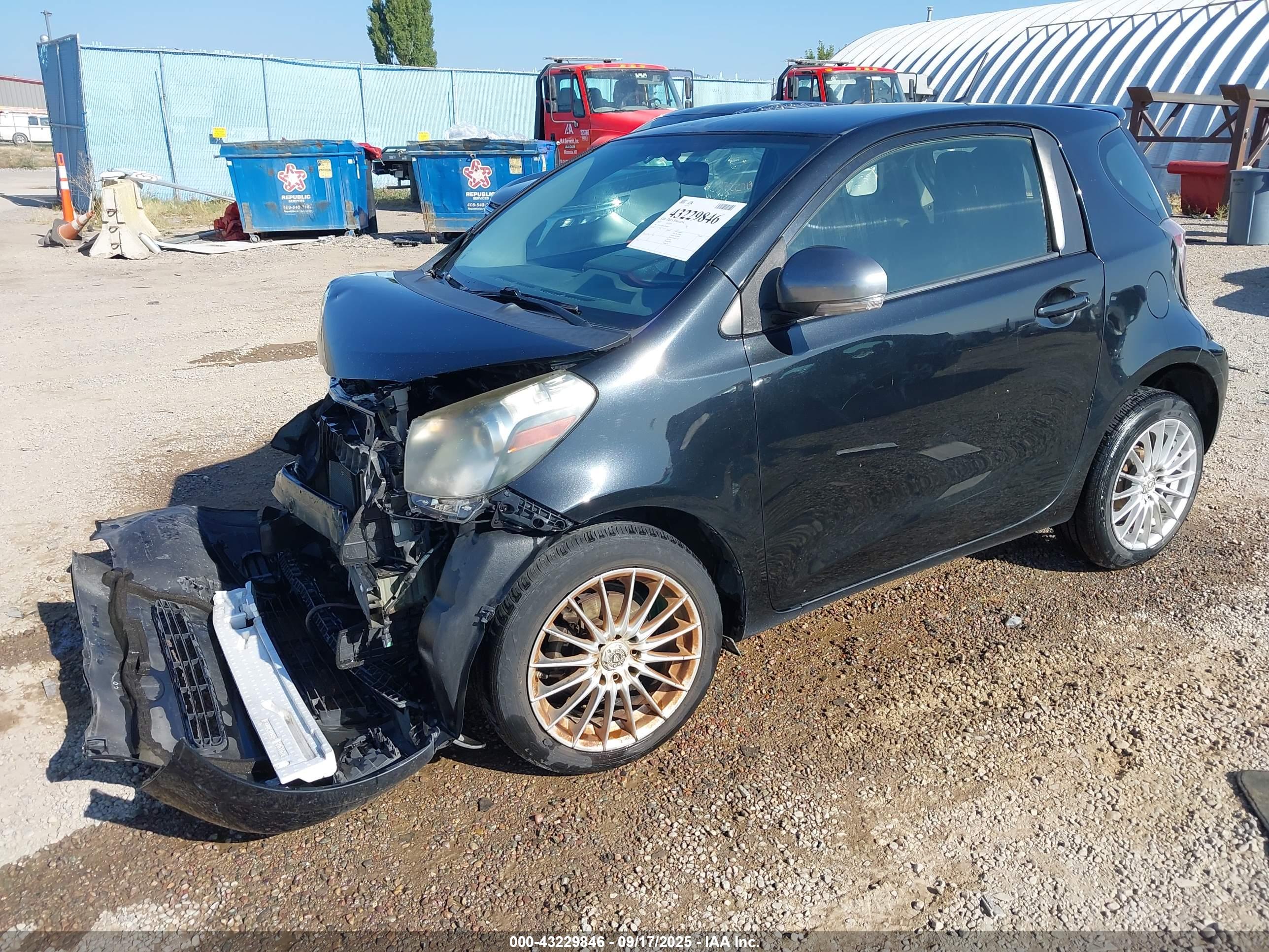 SCION IQ image 2