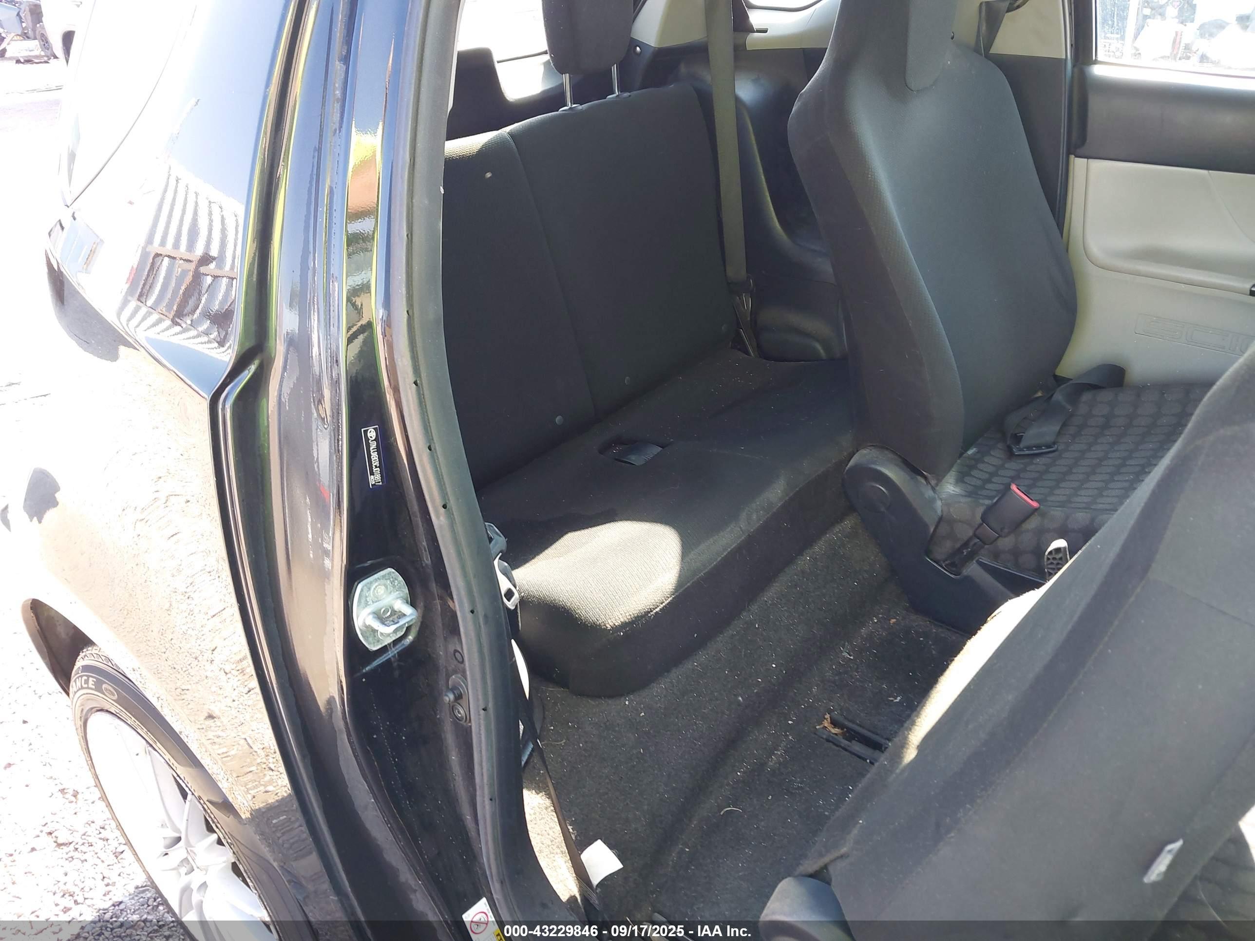 SCION IQ image 8