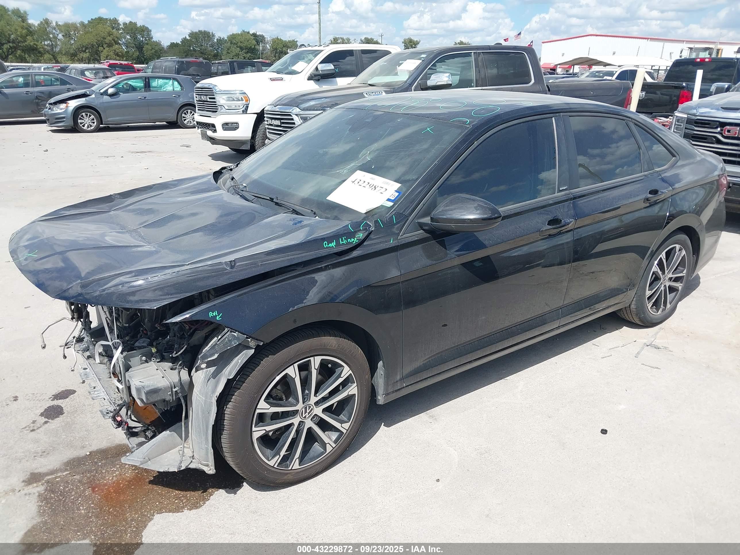 VOLKSWAGEN JETTA image 2