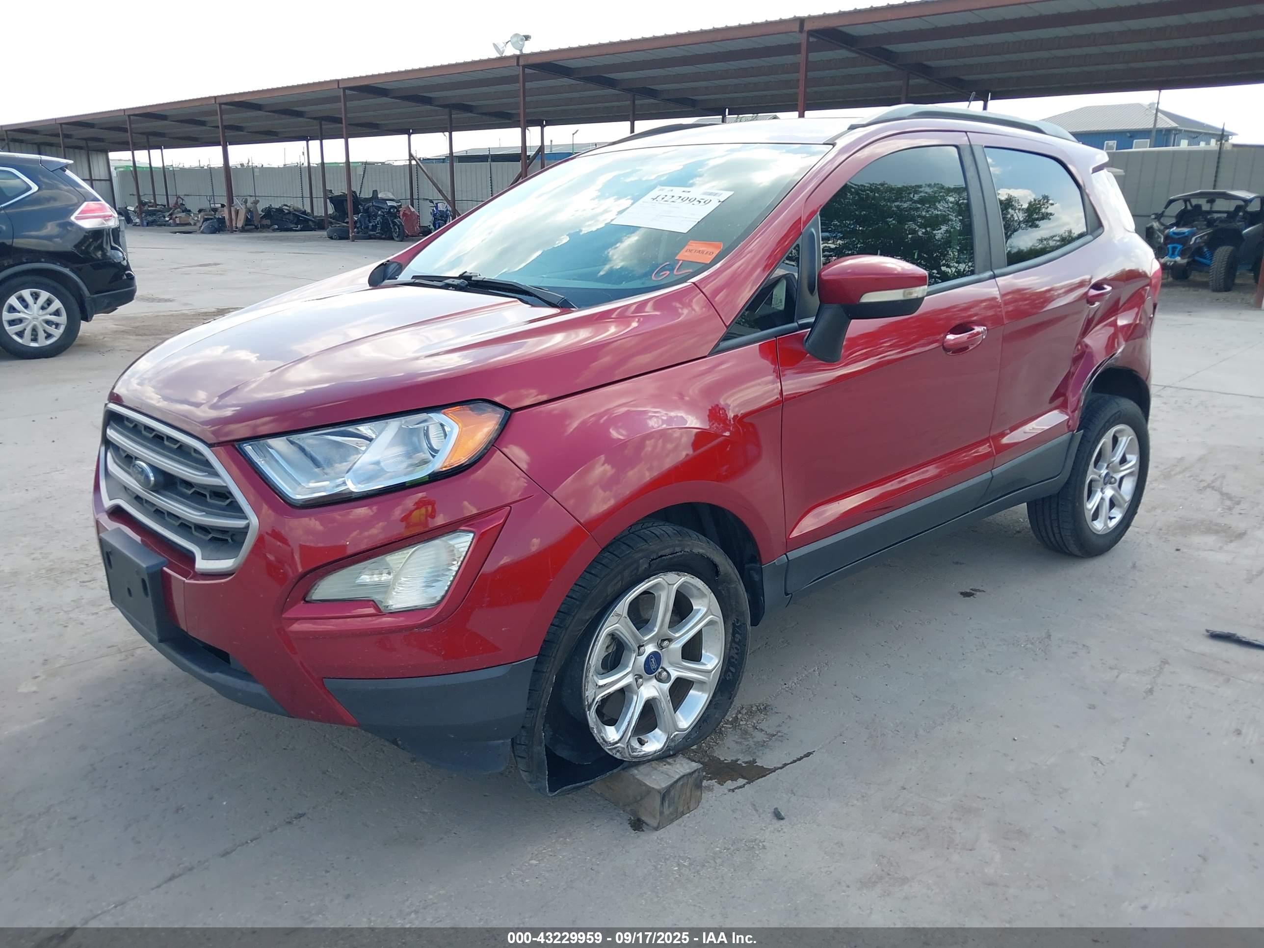 FORD ECOSPORT image 2