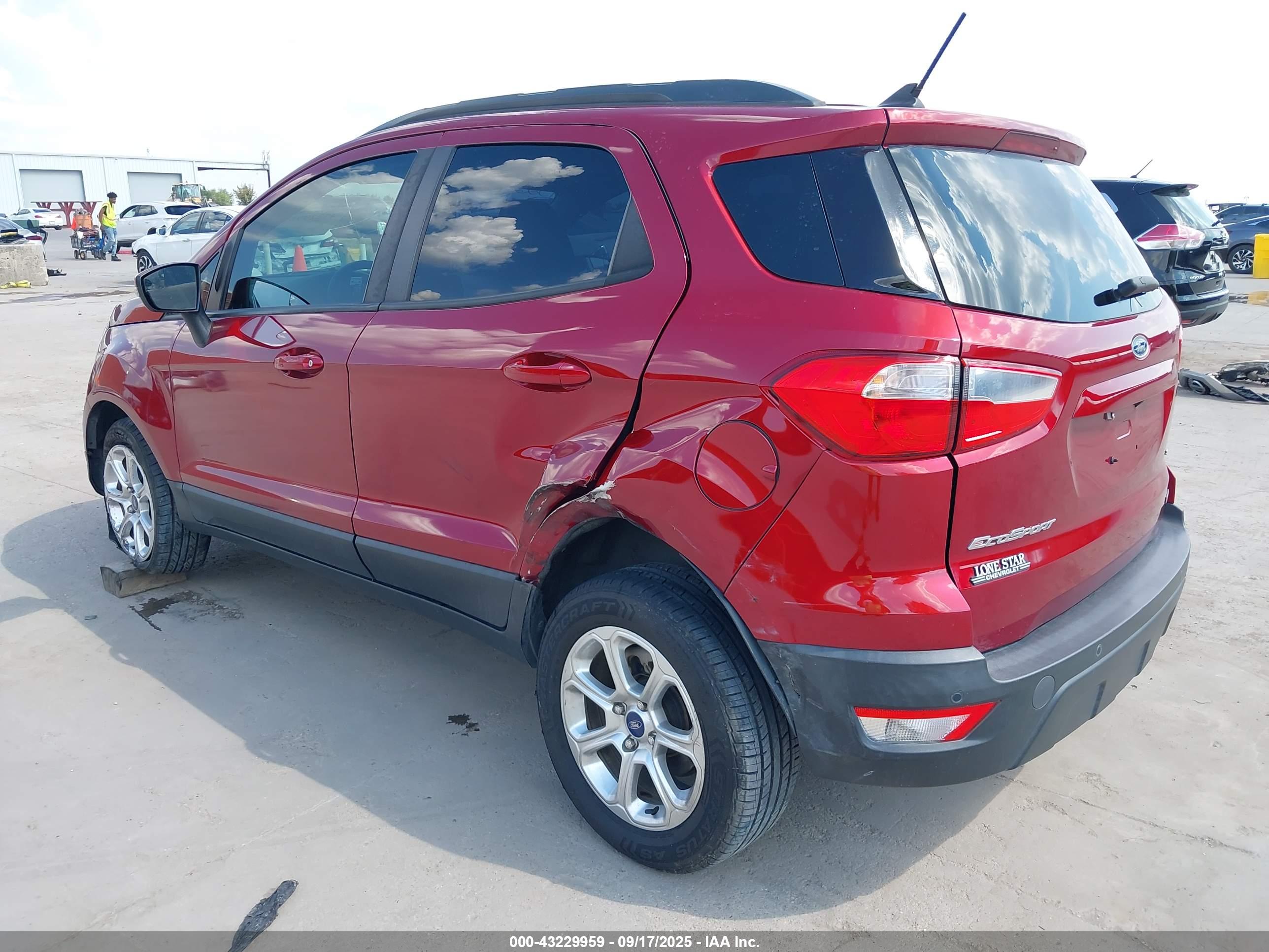 FORD ECOSPORT image 3