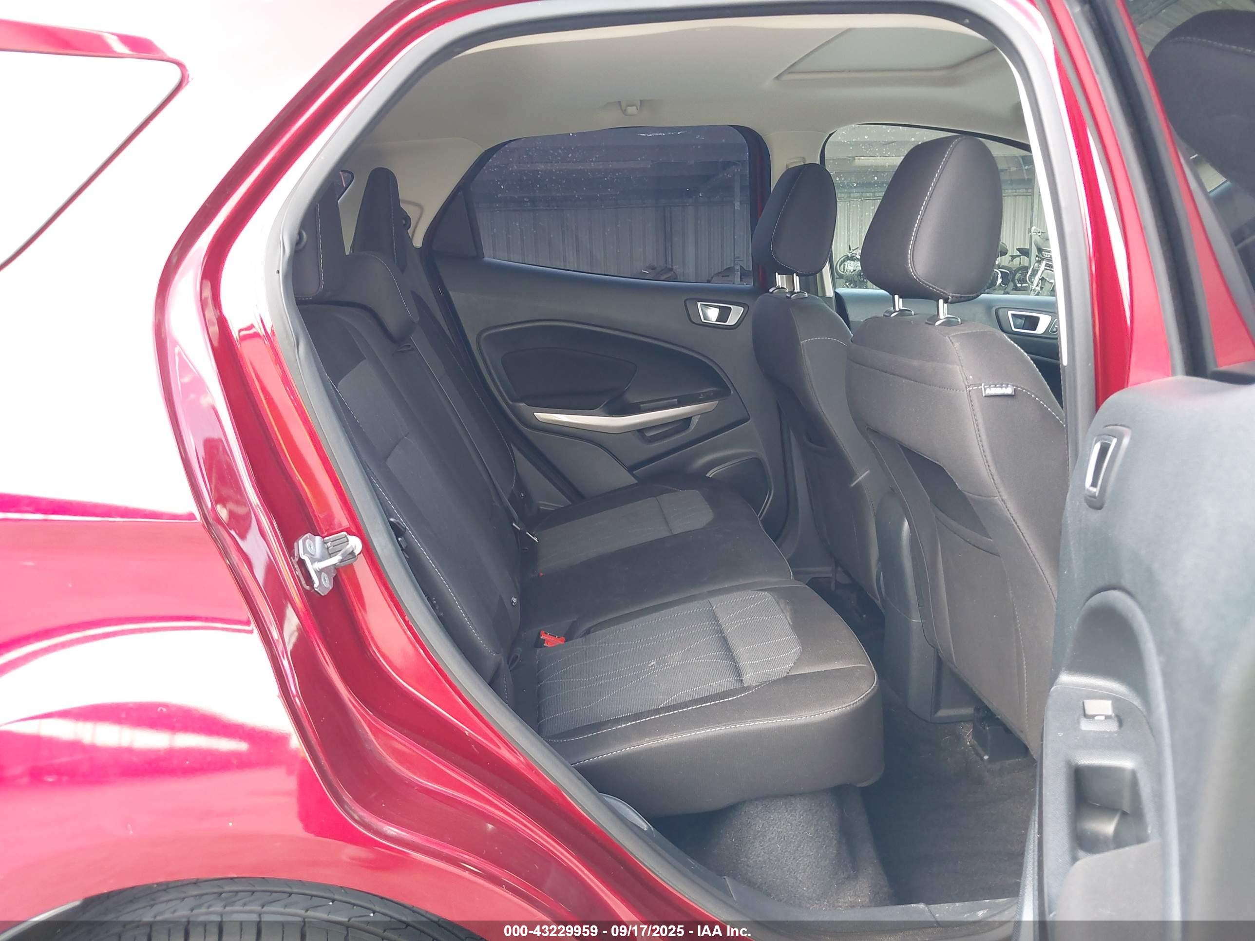 FORD ECOSPORT image 8