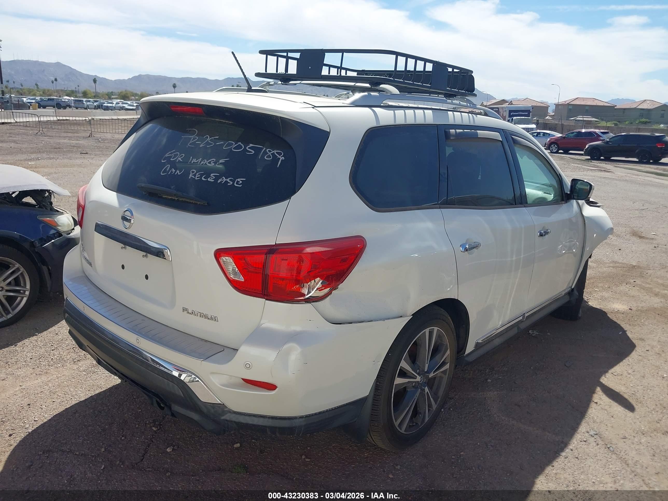 NISSAN PATHFINDER image 4