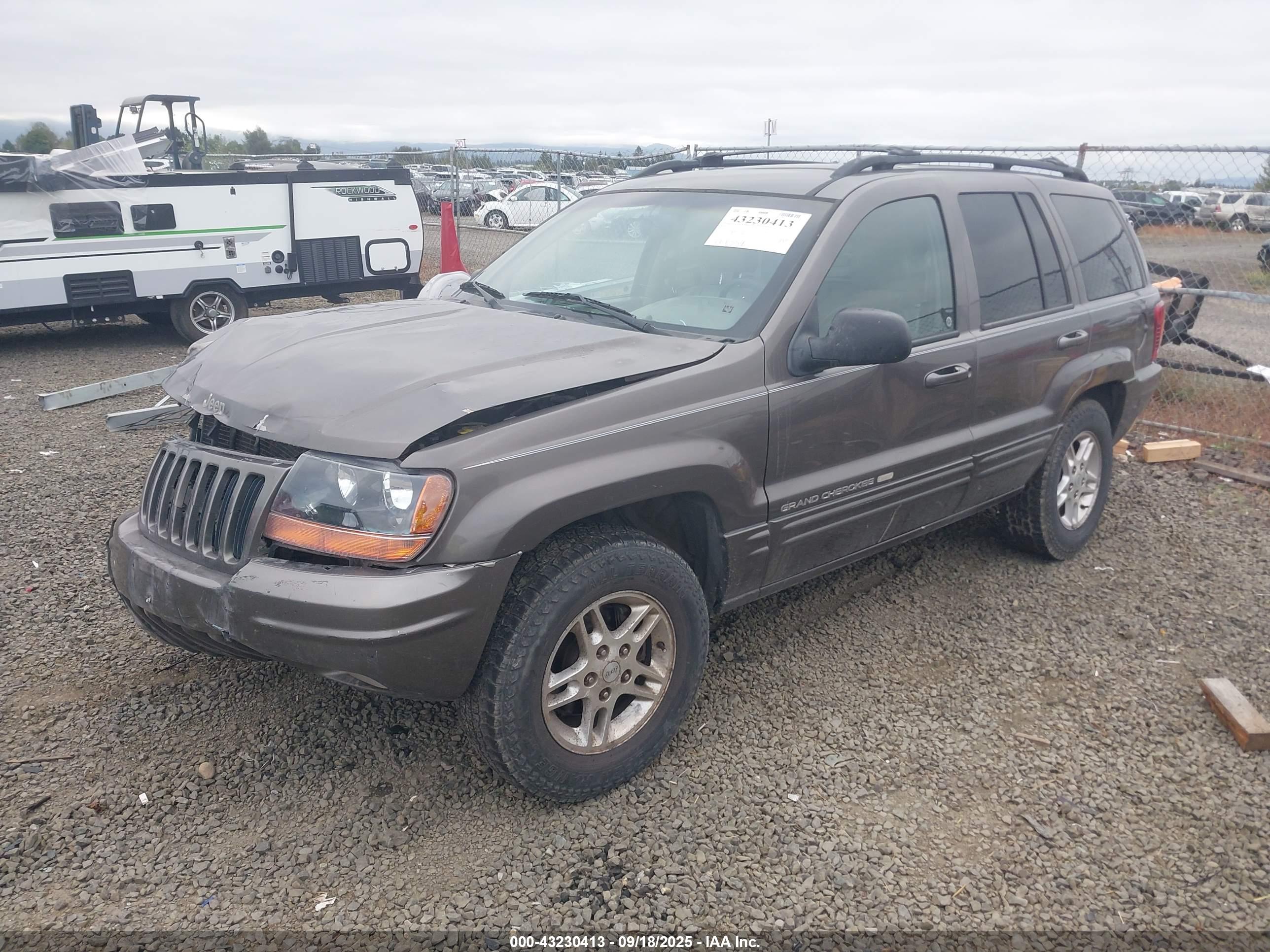 JEEP GRAND image 2