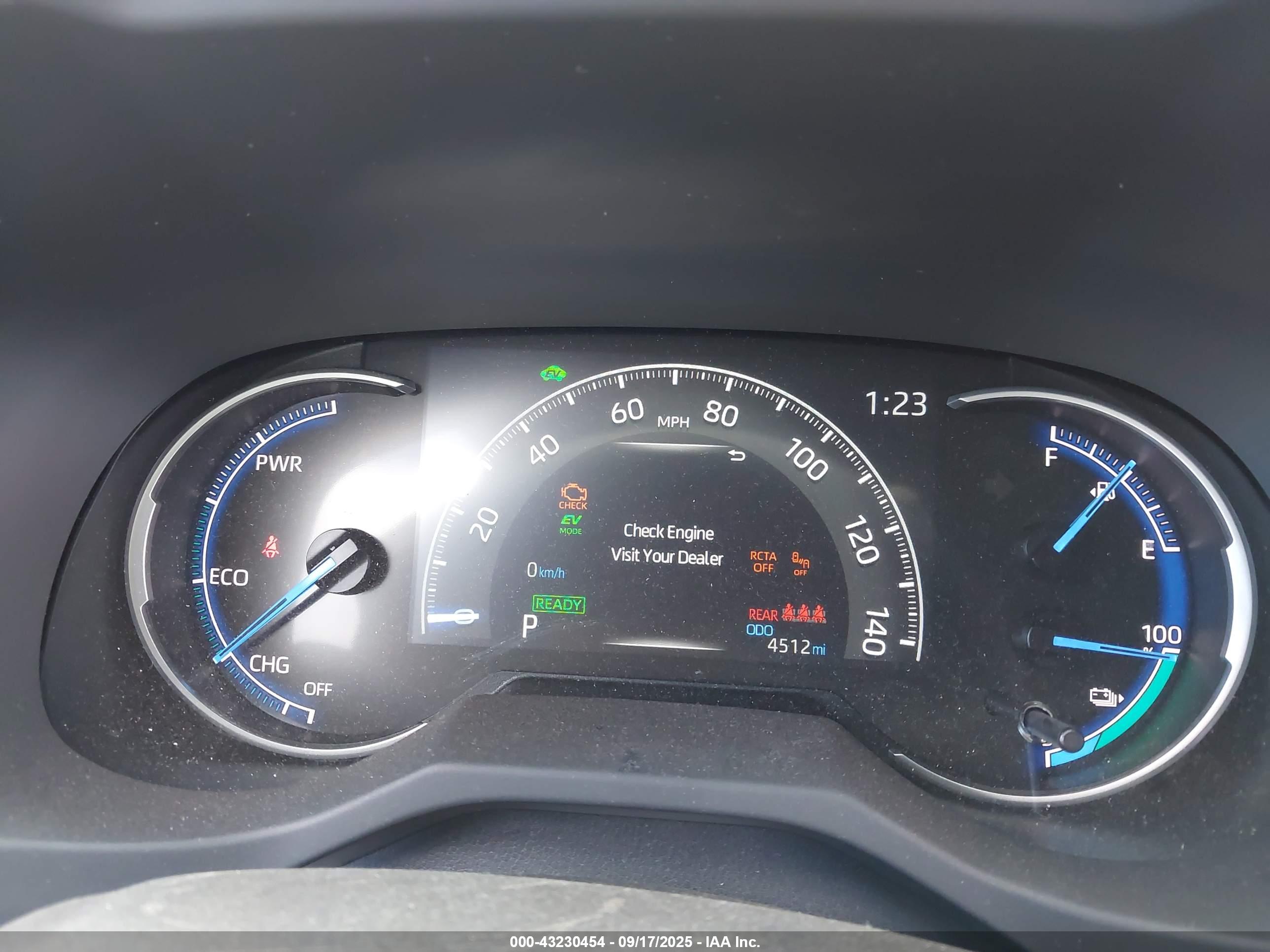 TOYOTA RAV4 image 7