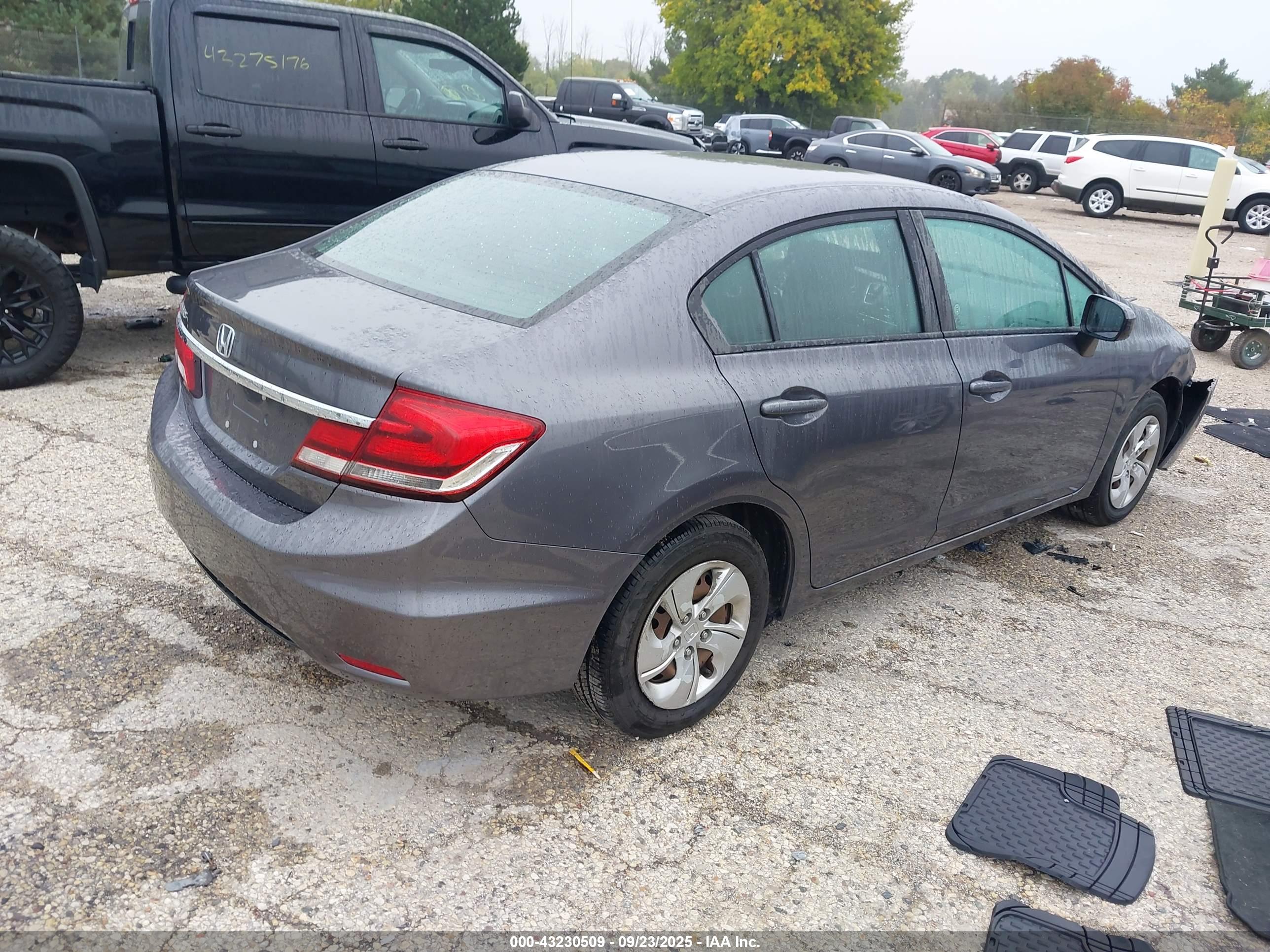 HONDA CIVIC image 4