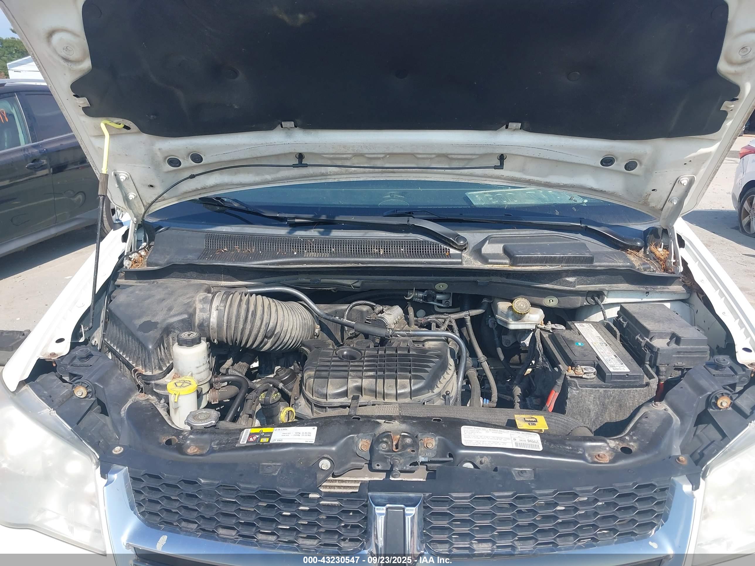 DODGE GRAND image 10