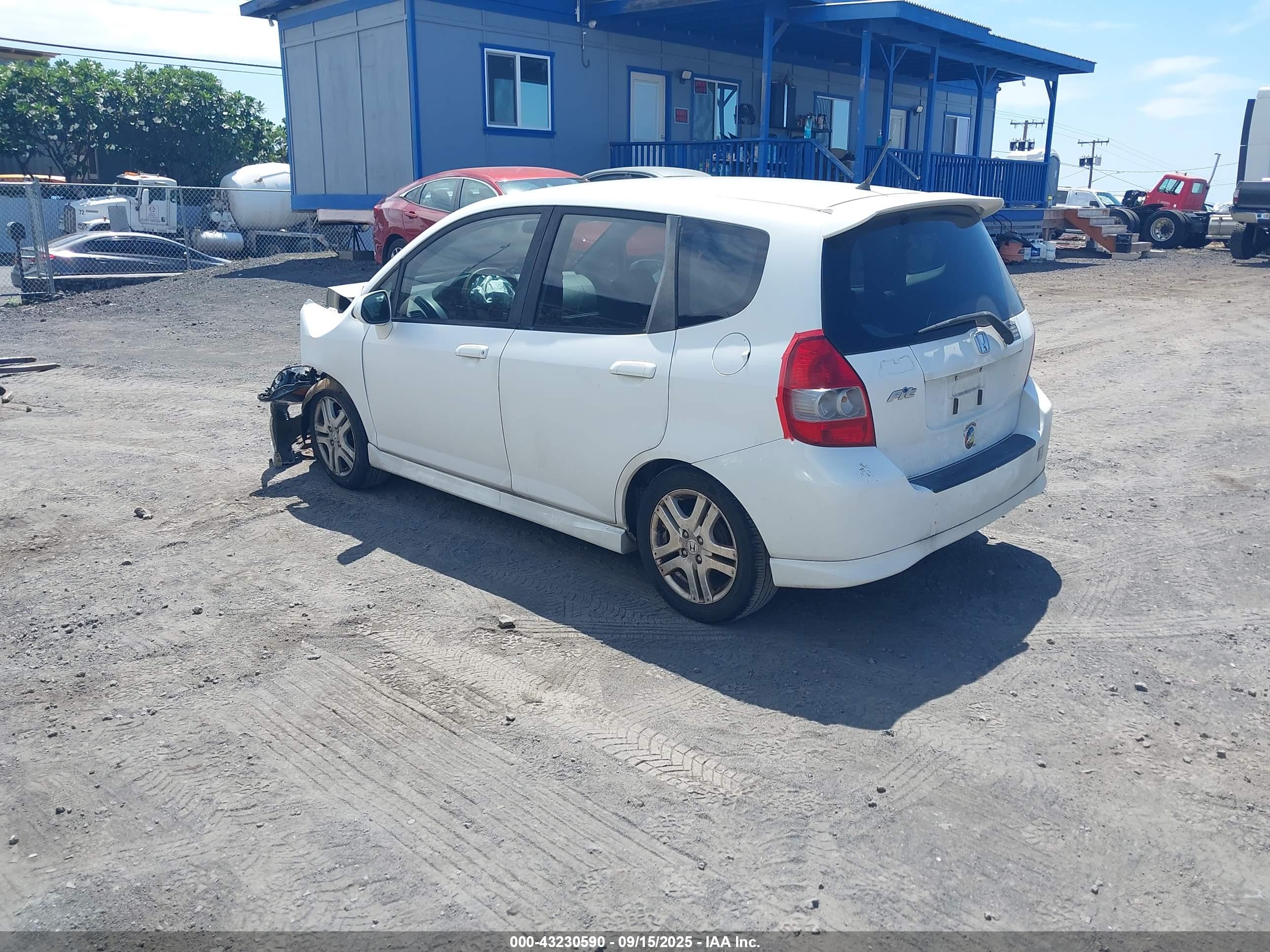 HONDA FIT image 3