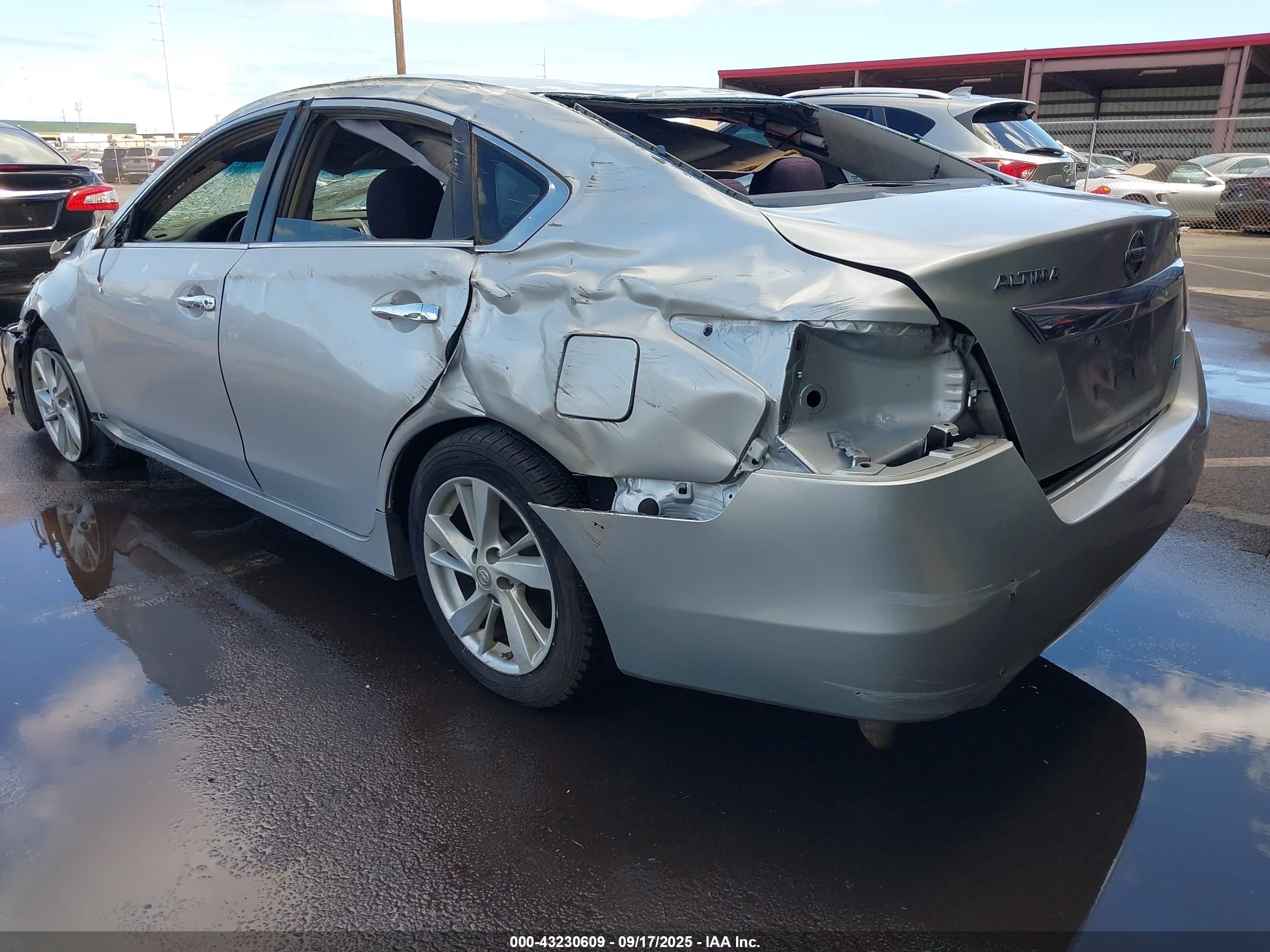 NISSAN ALTIMA image 3