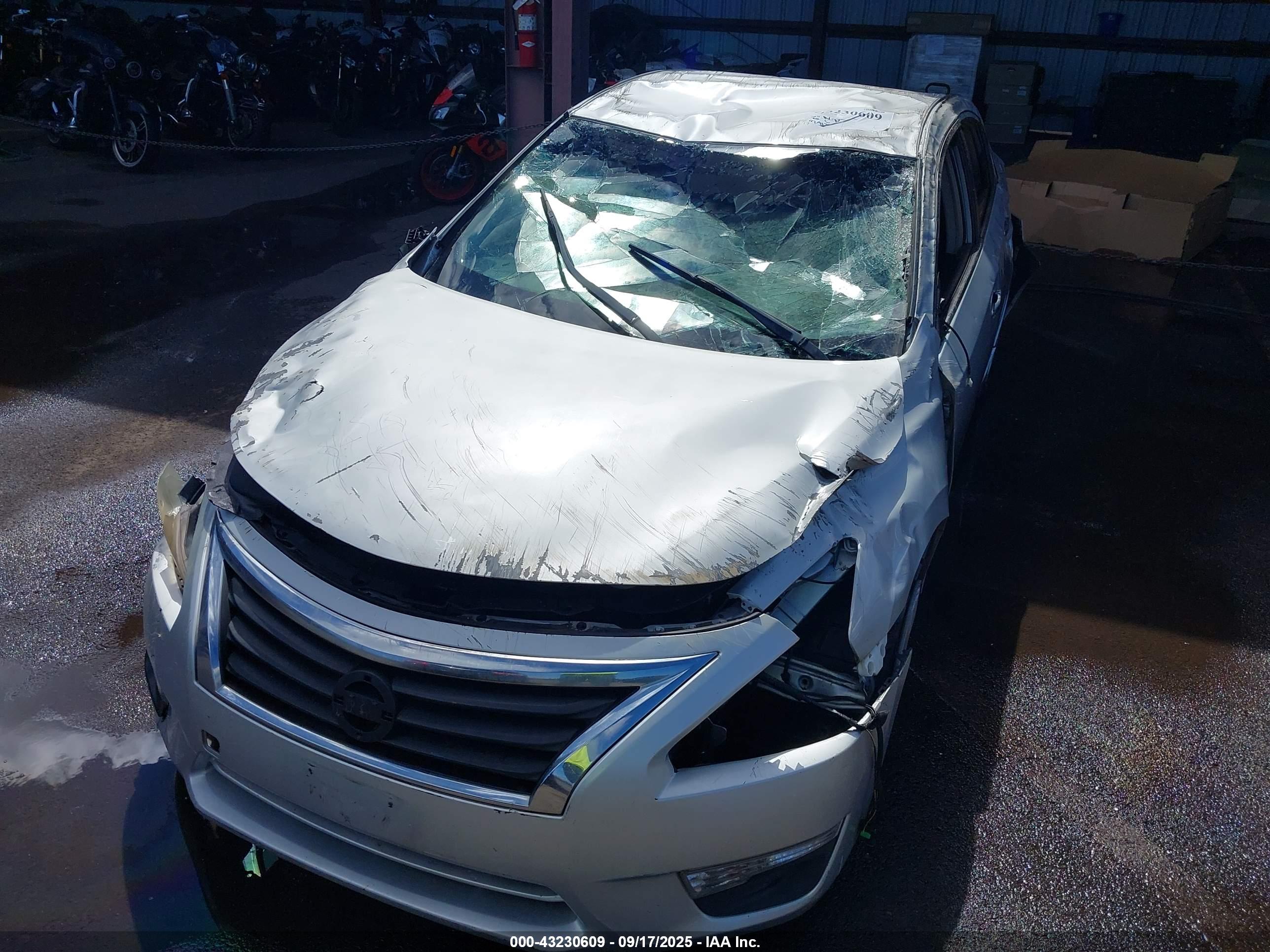 NISSAN ALTIMA image 6