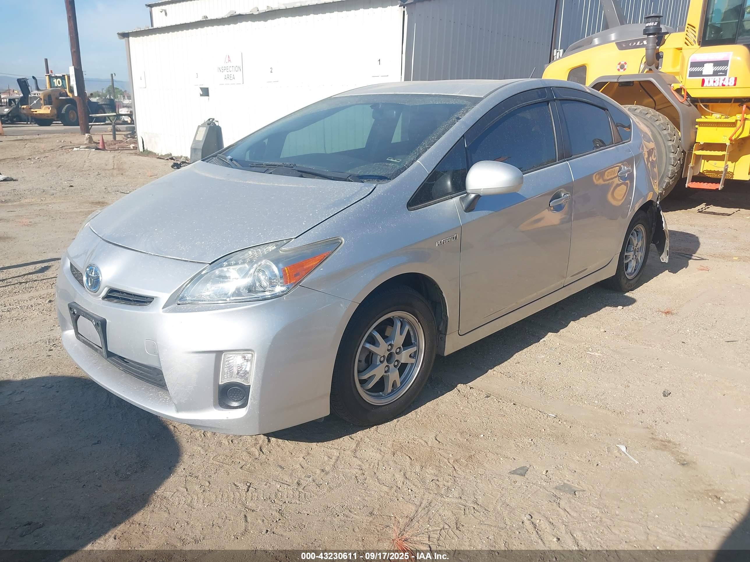 TOYOTA PRIUS image 2