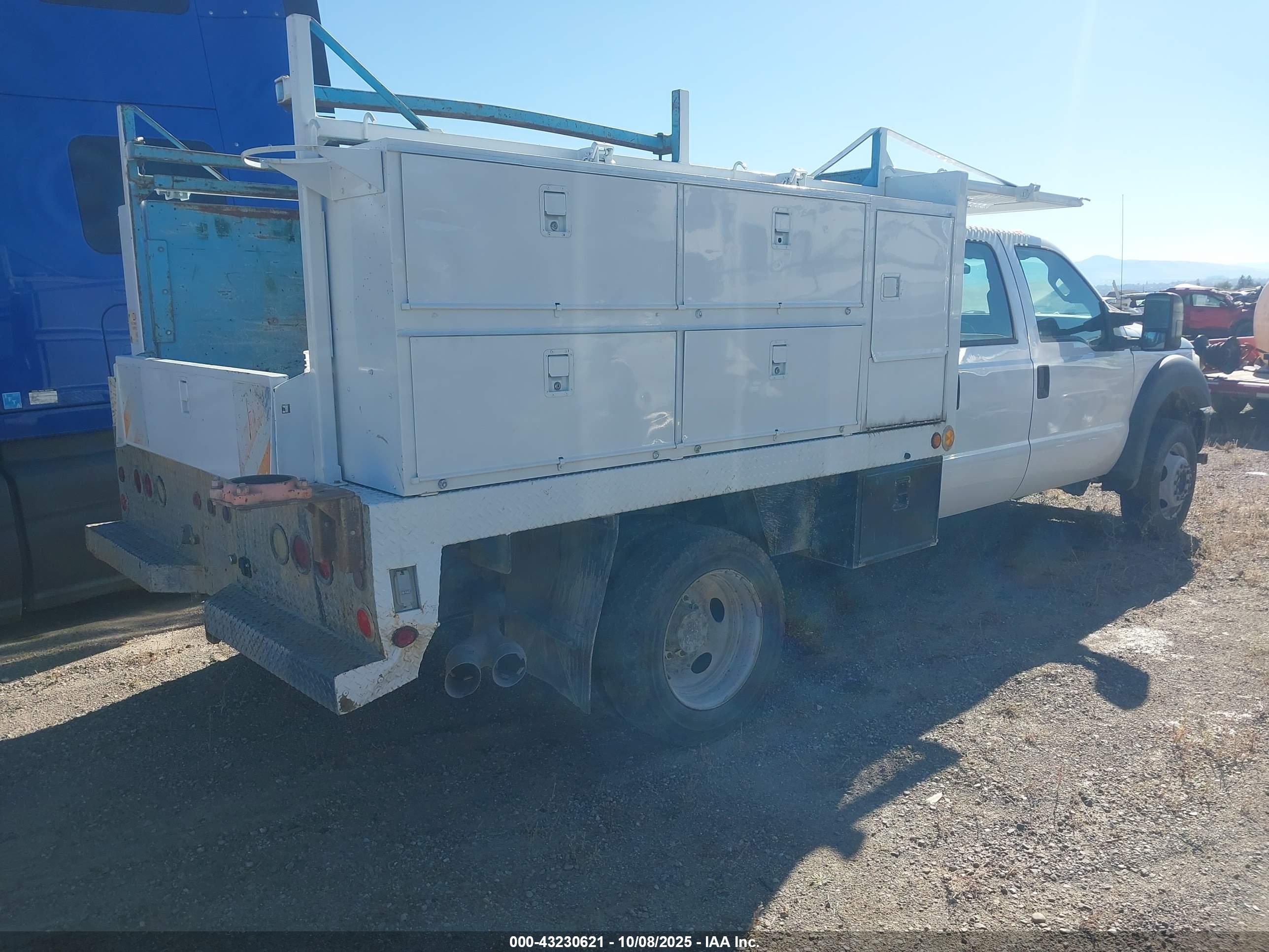 FORD F-550 image 4