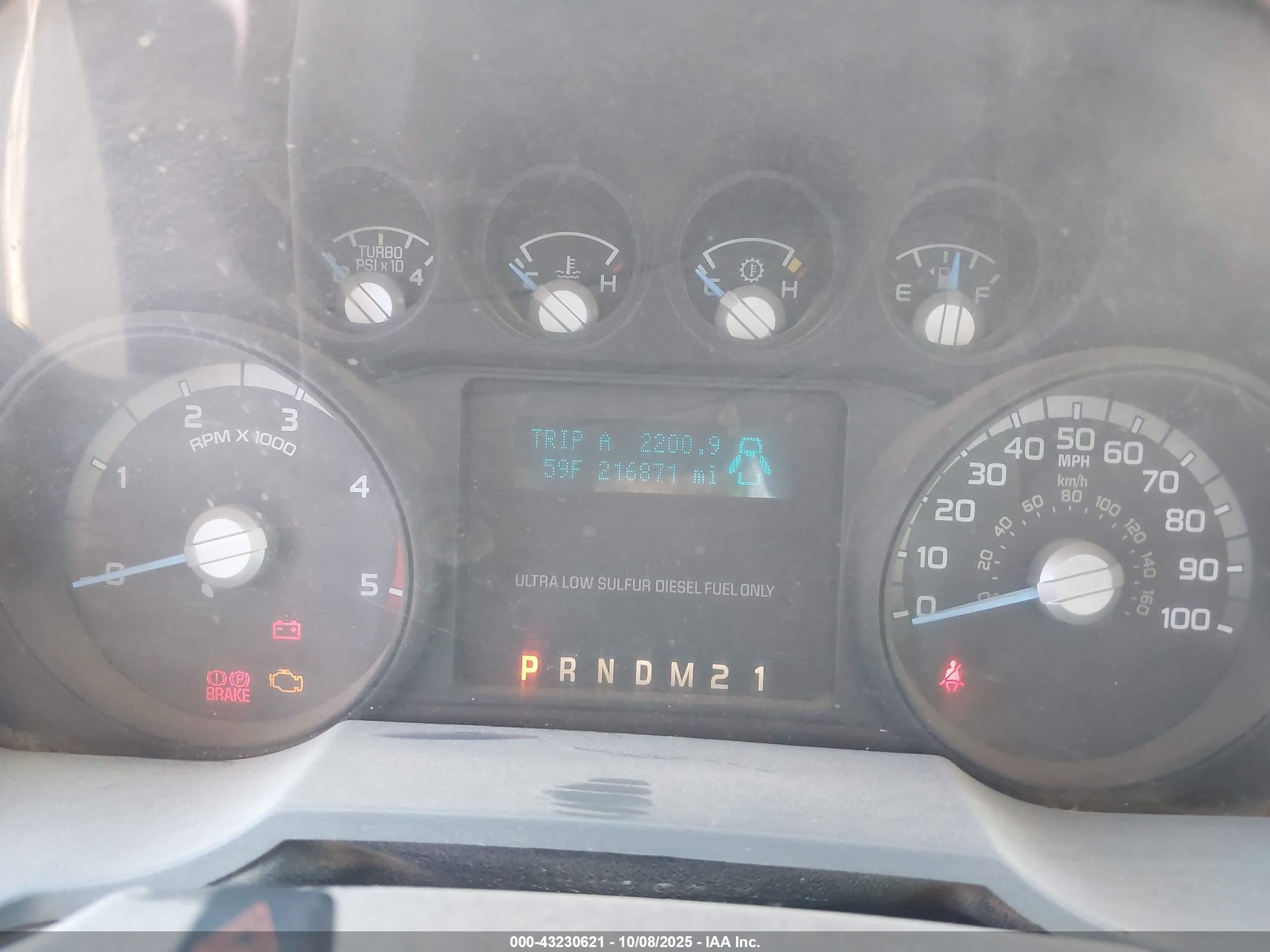 FORD F-550 image 6