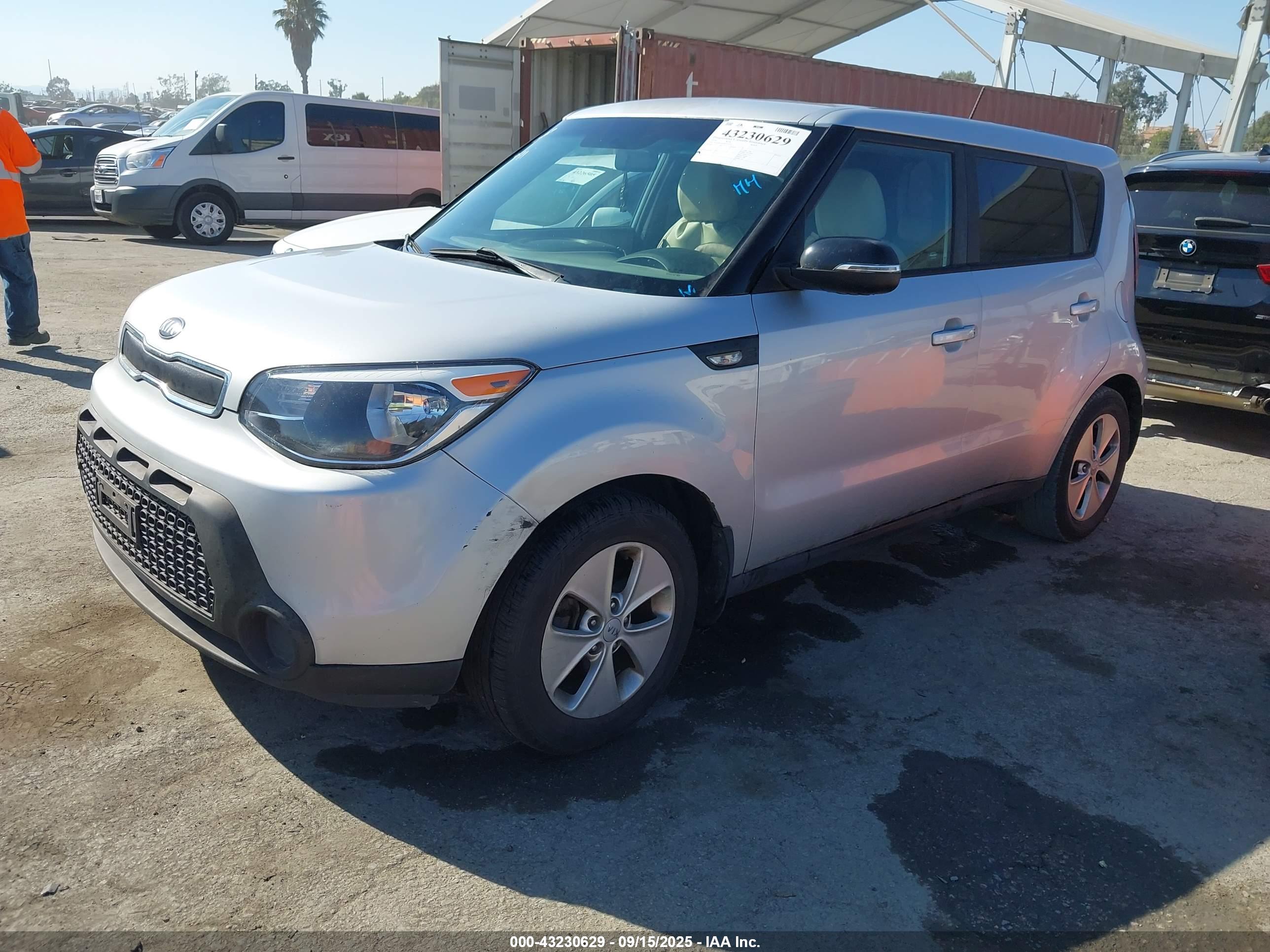 KIA SOUL image 2
