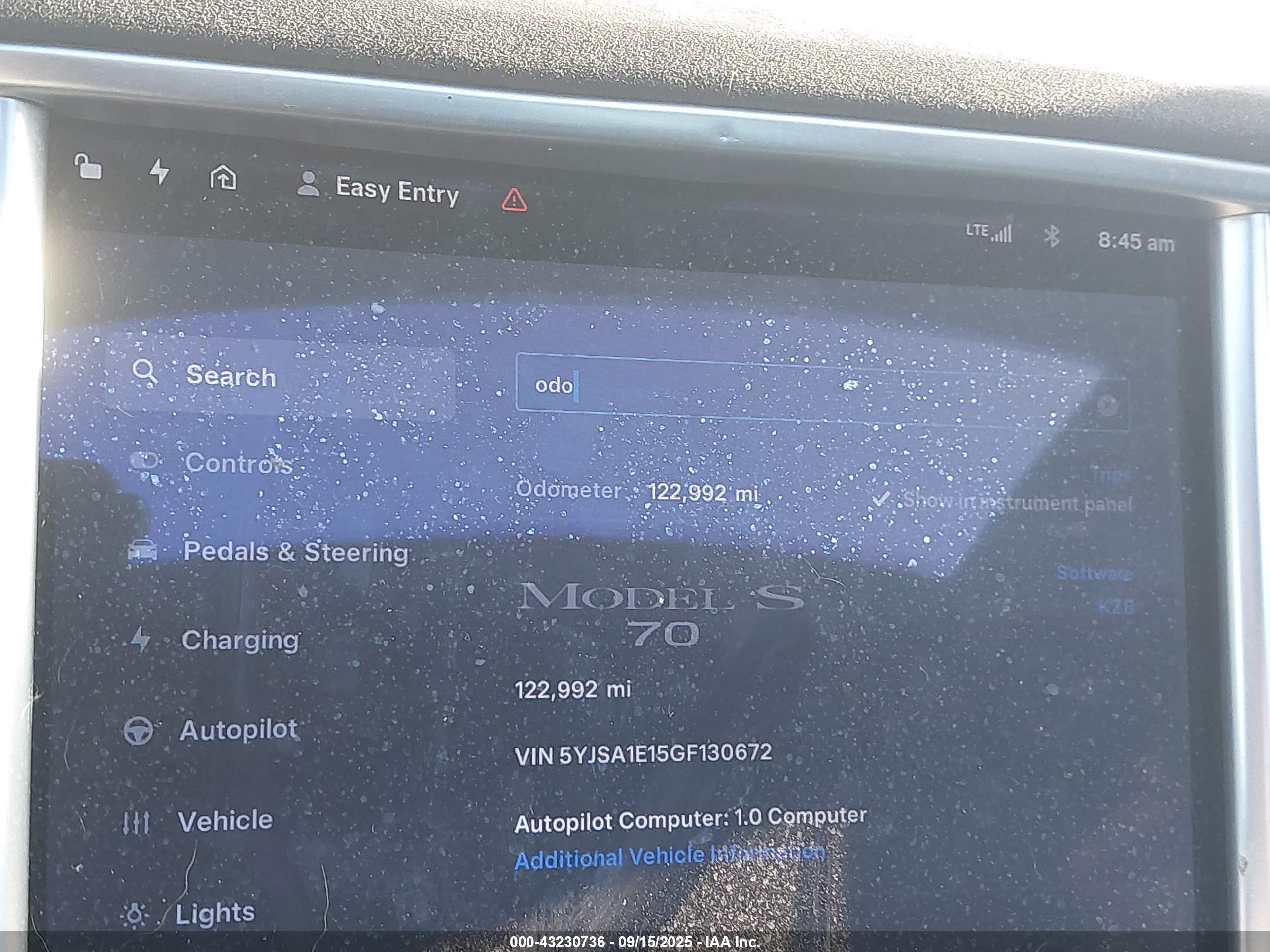 TESLA MODEL image 7