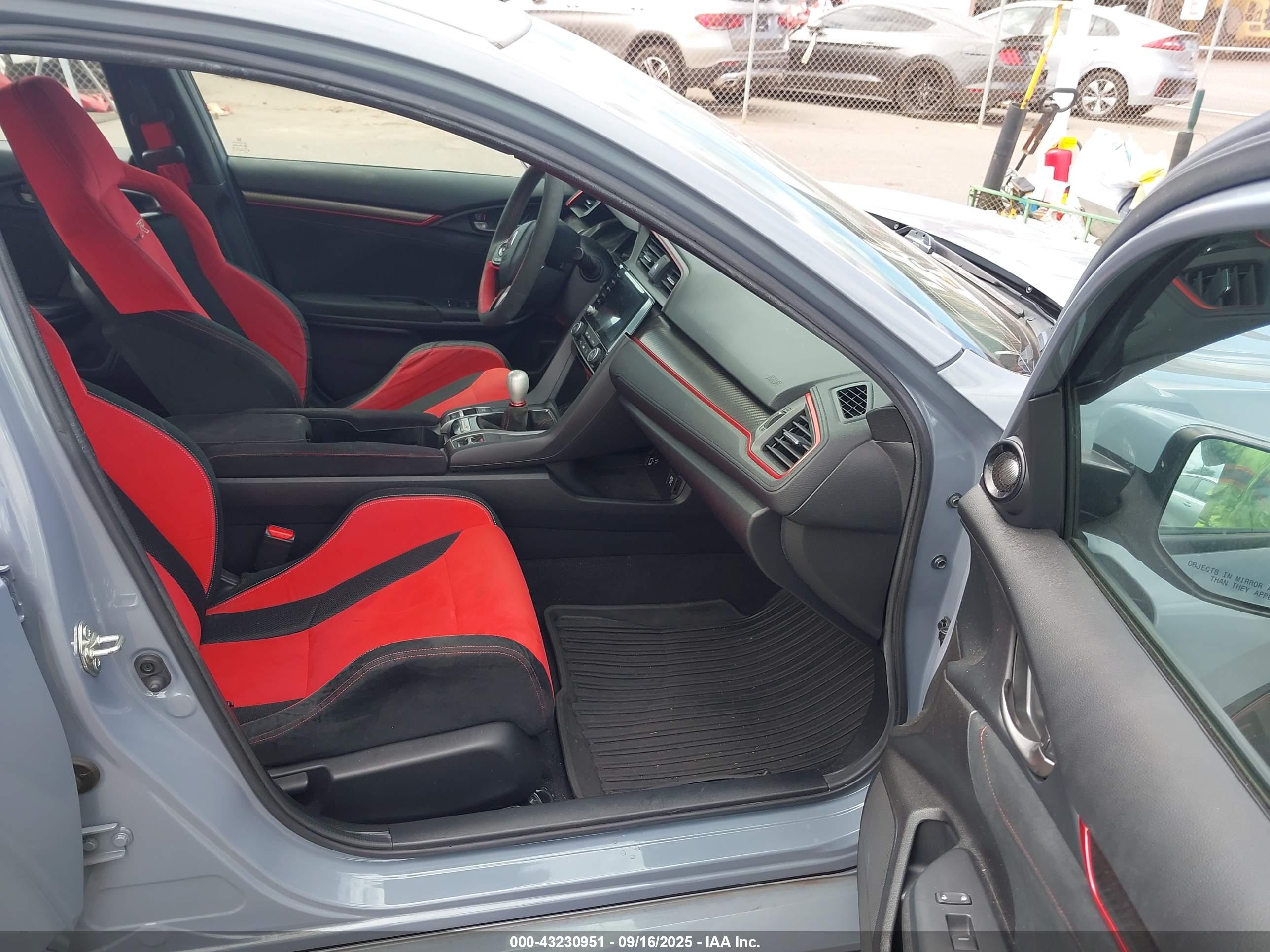 HONDA CIVIC image 5