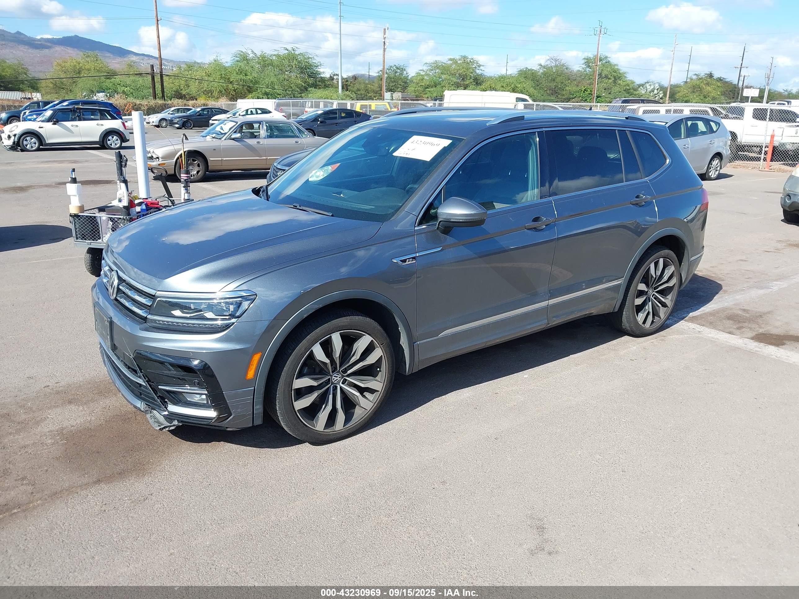 VOLKSWAGEN TIGUAN image 2