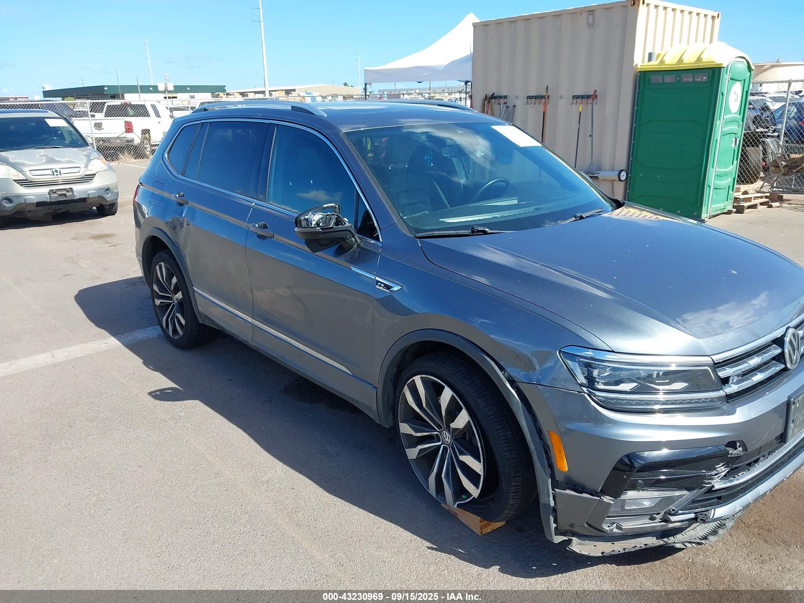 VOLKSWAGEN TIGUAN image 6