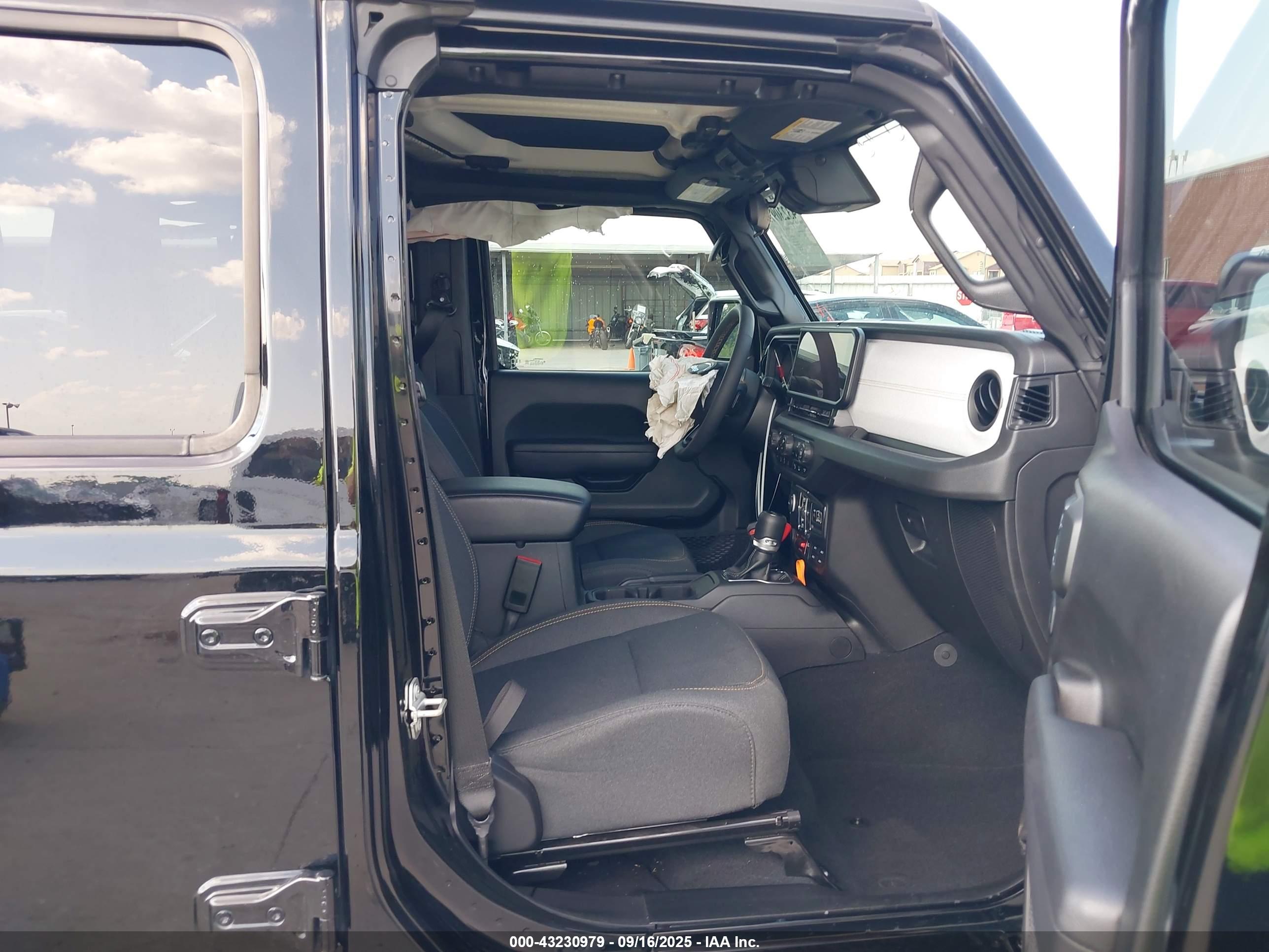 JEEP WRANGLER image 5