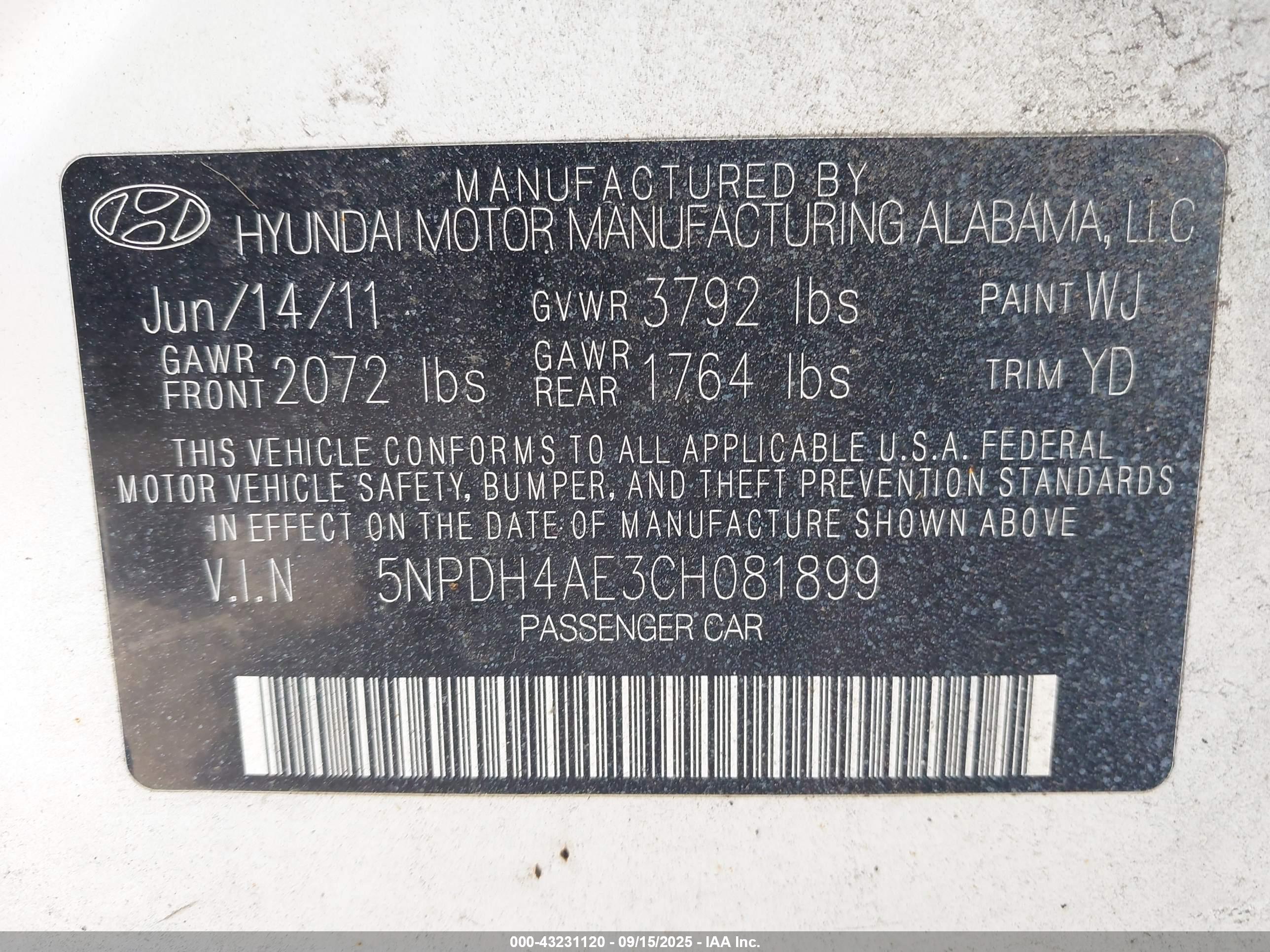 HYUNDAI ELANTRA image 9