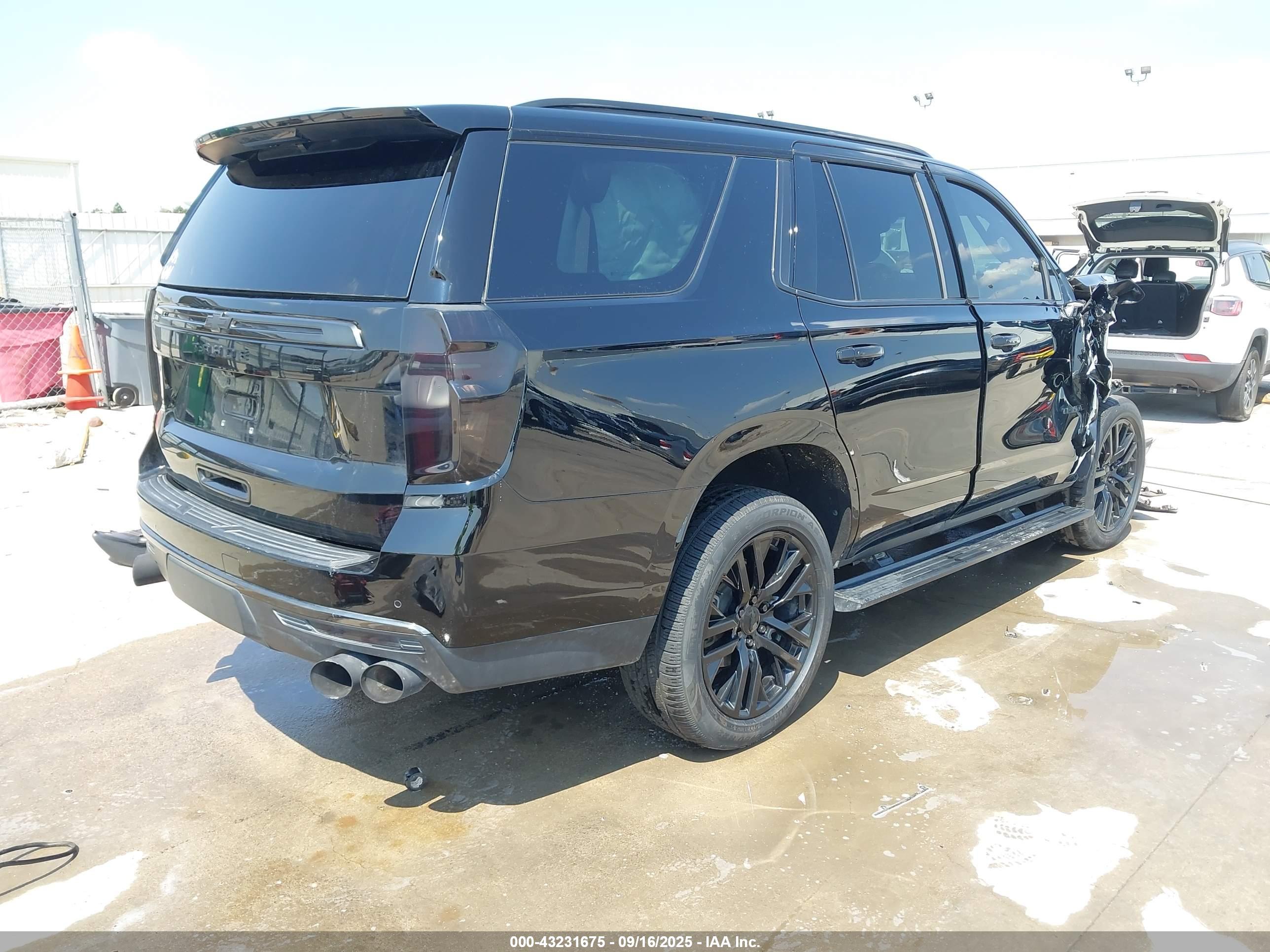 CHEVROLET TAHOE image 4