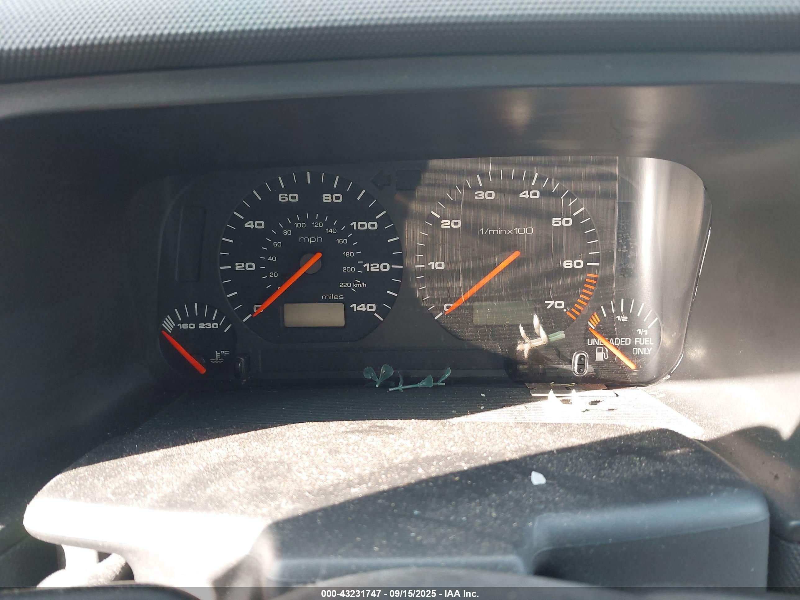 VOLKSWAGEN CABRIO image 7