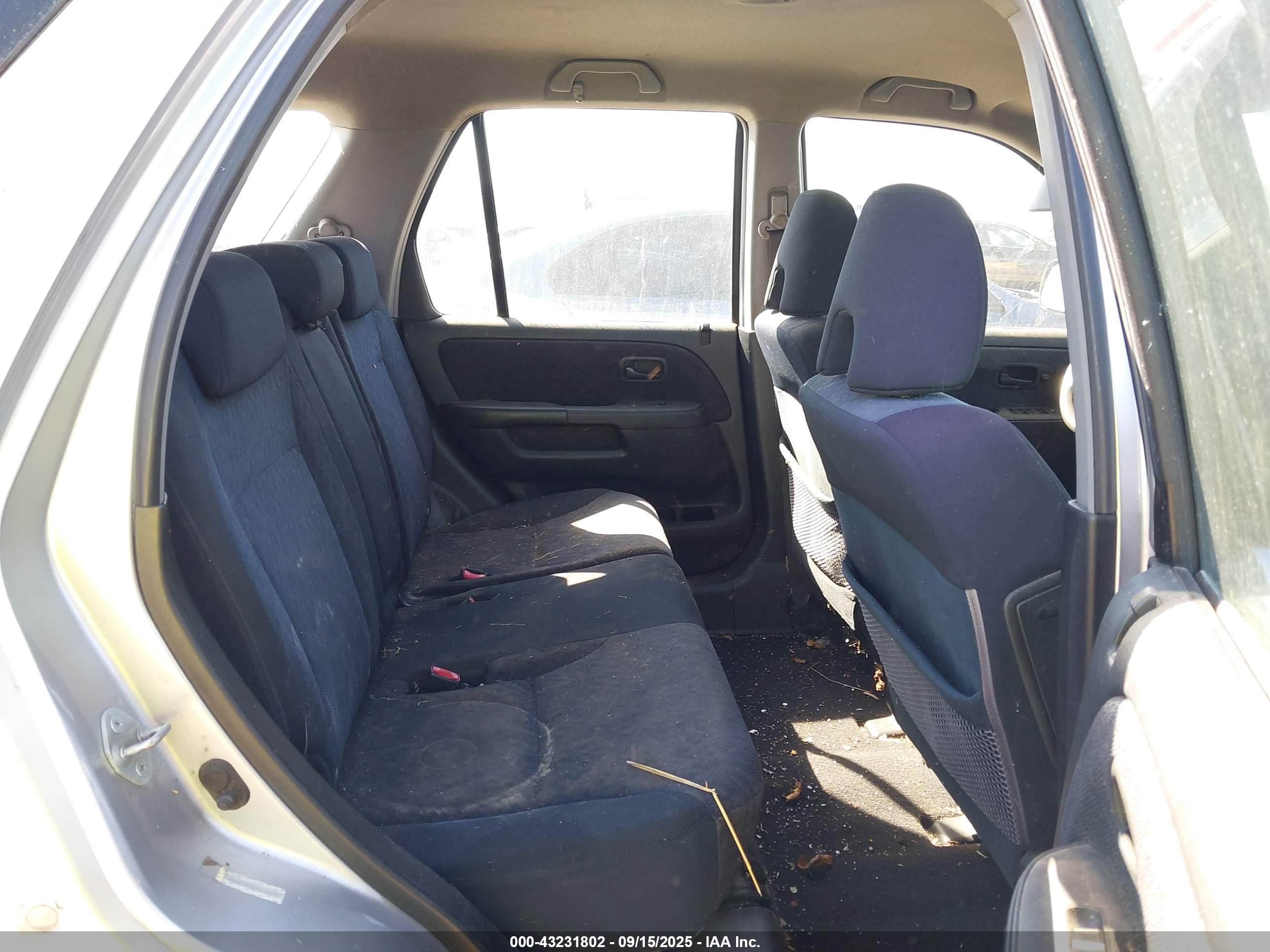 HONDA CR-V image 8