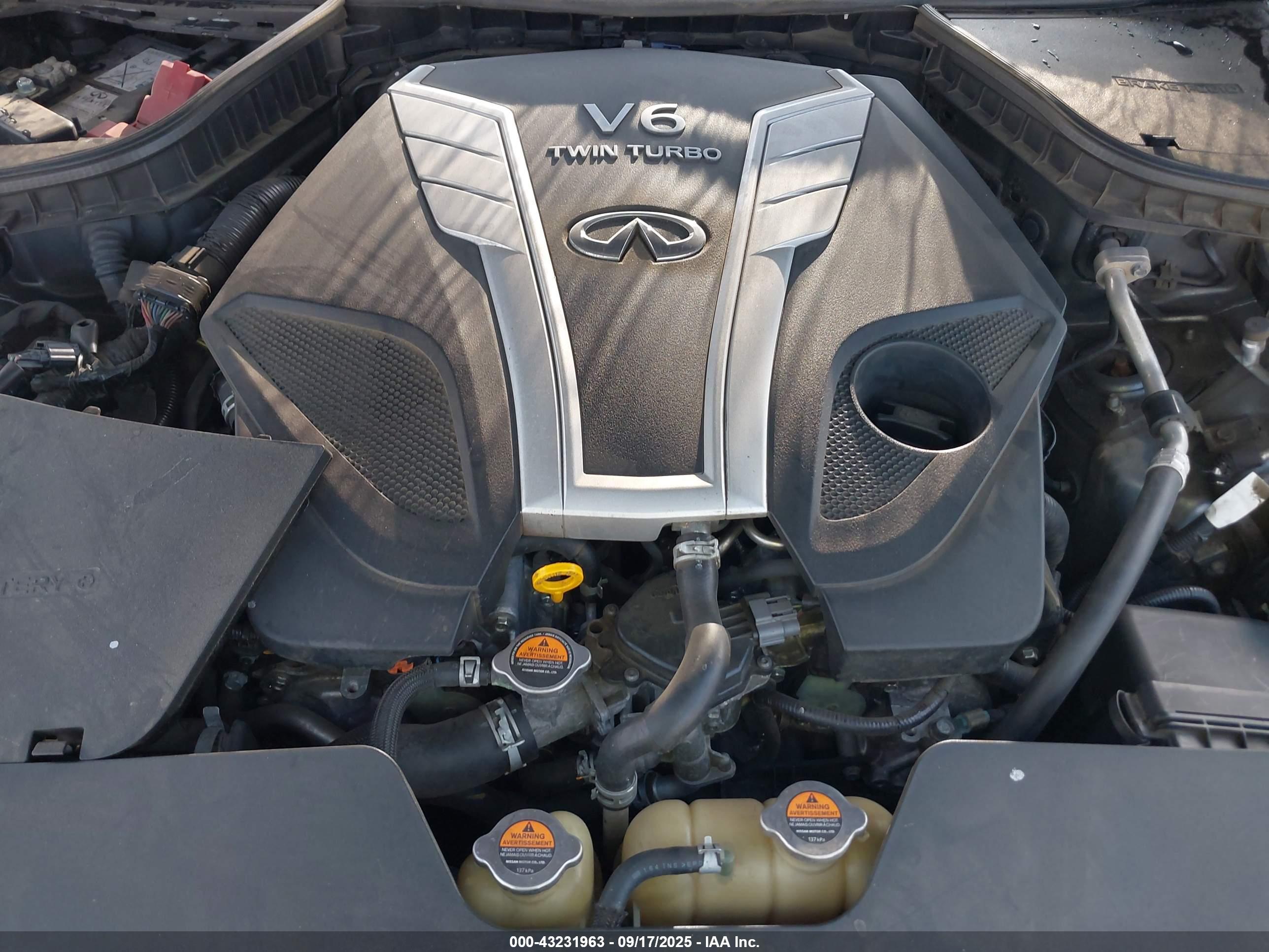 INFINITI Q50 image 10