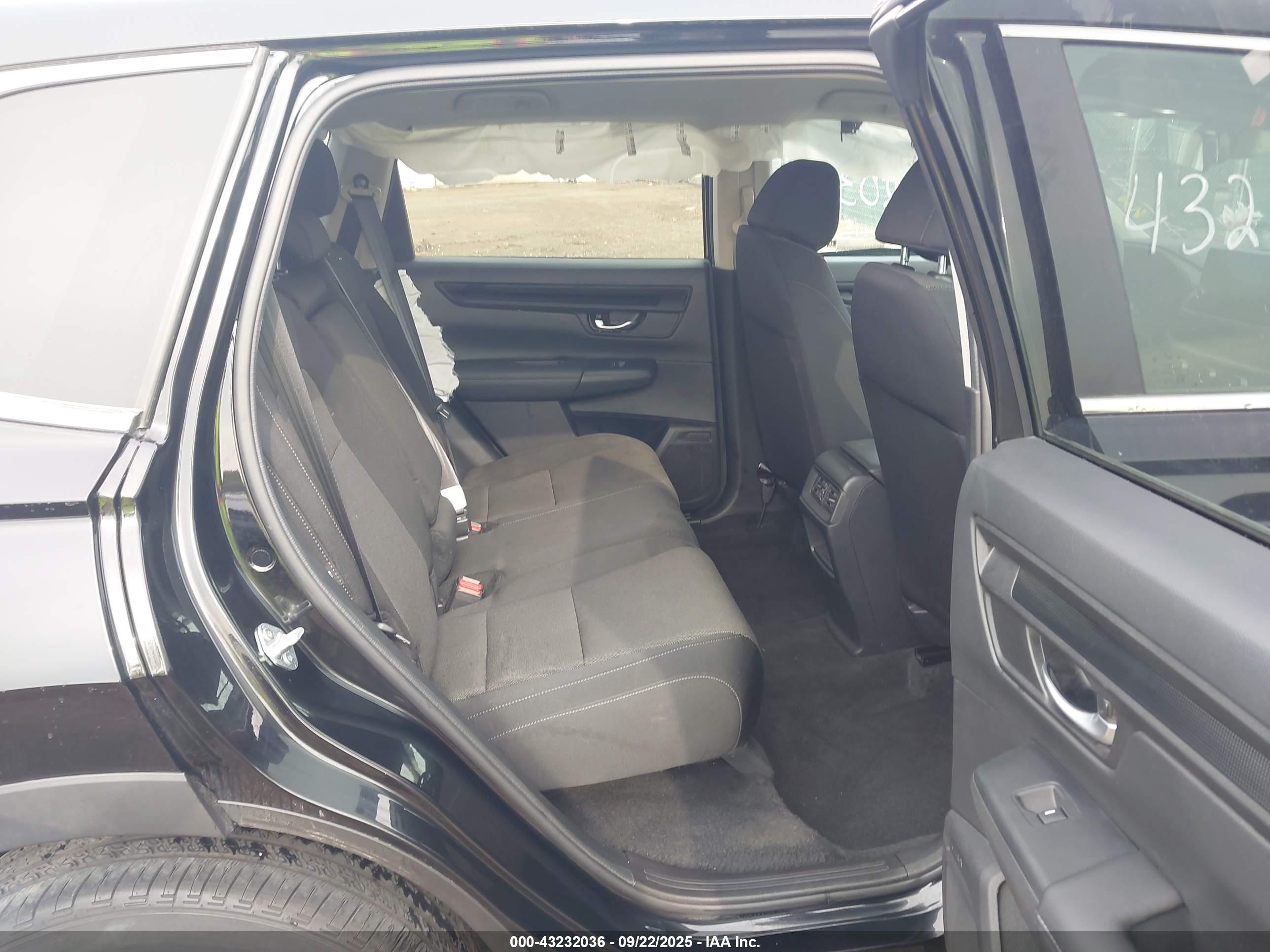 HONDA CR-V image 8