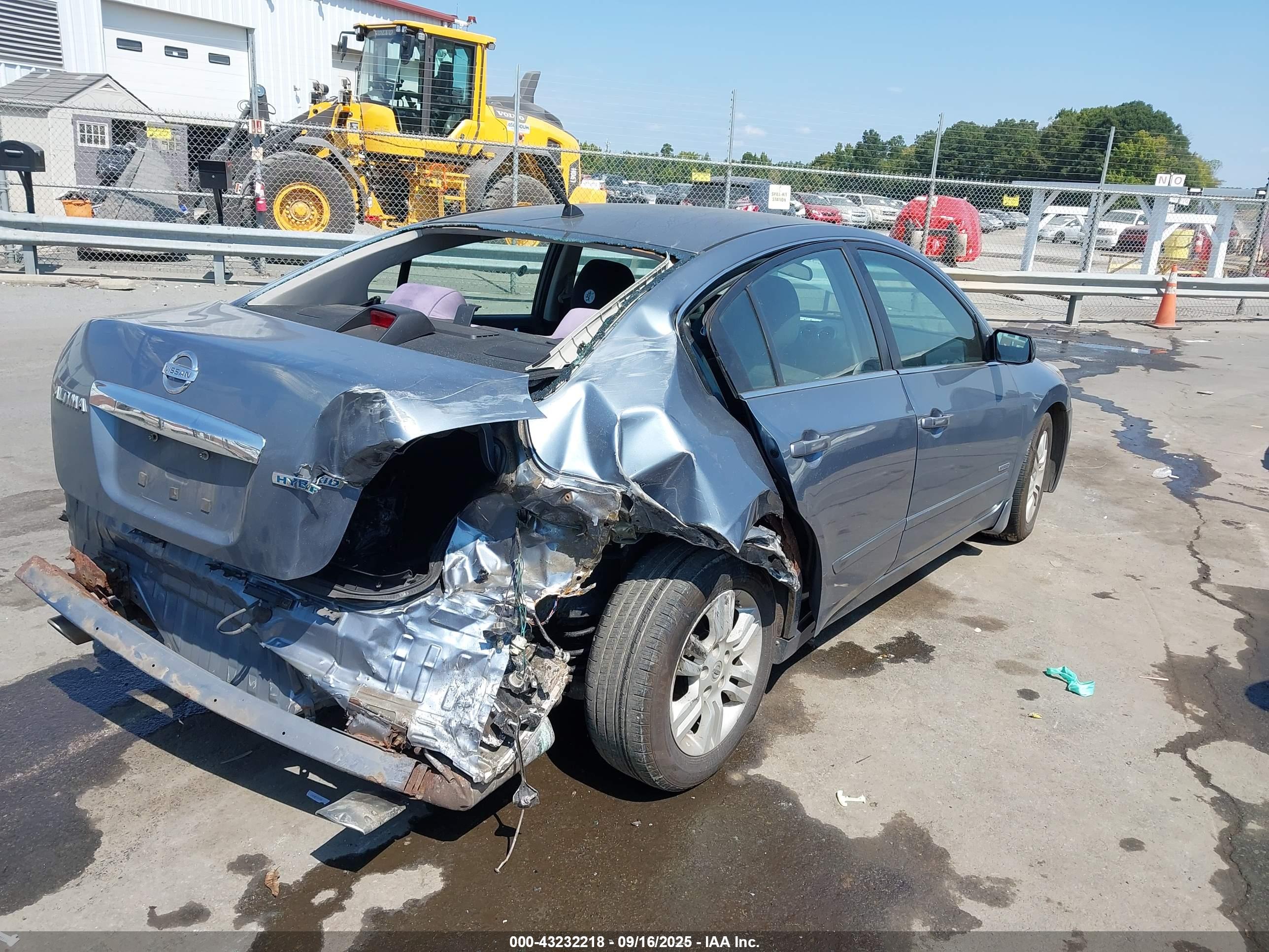 NISSAN ALTIMA image 4