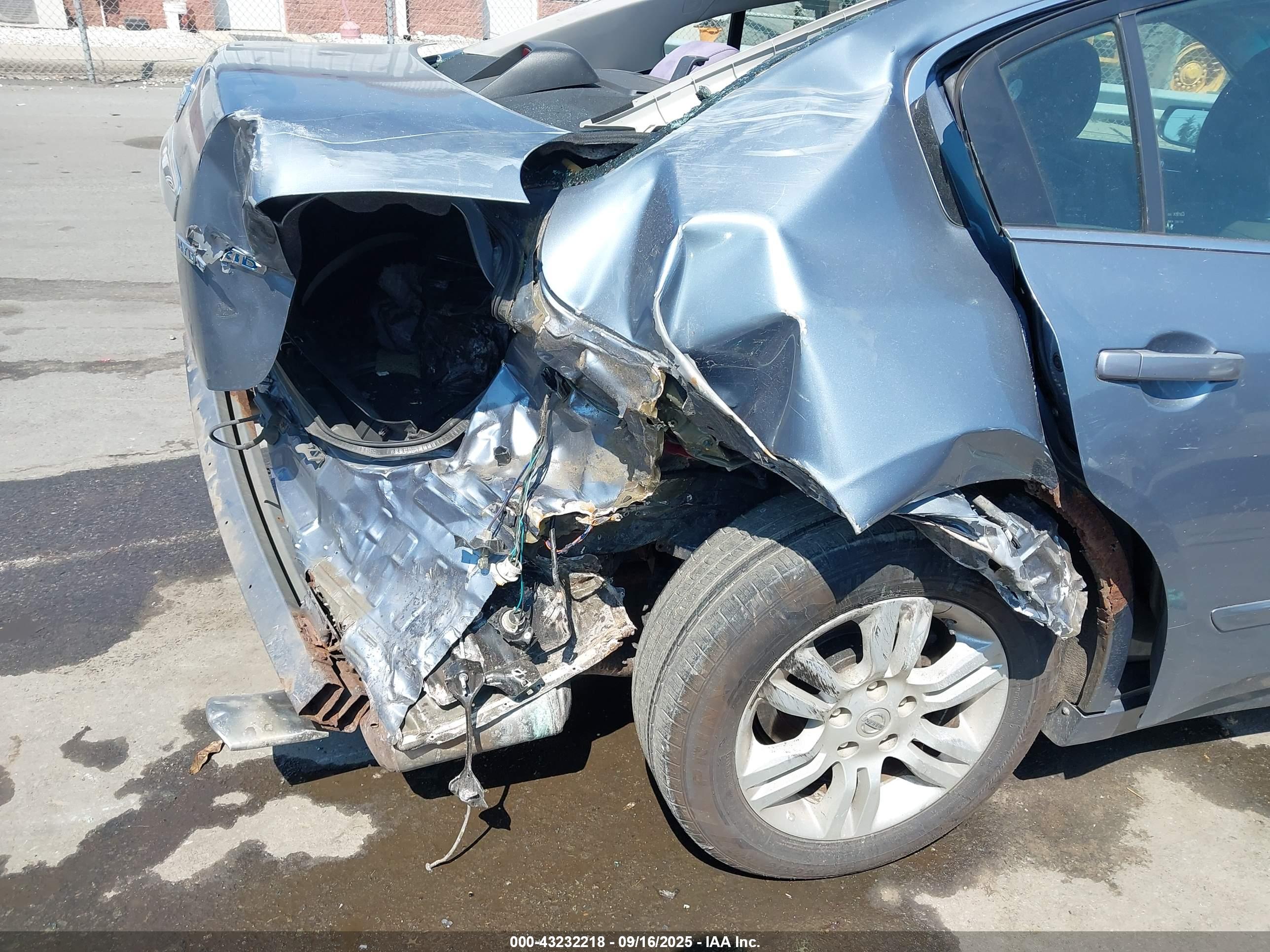 NISSAN ALTIMA image 6