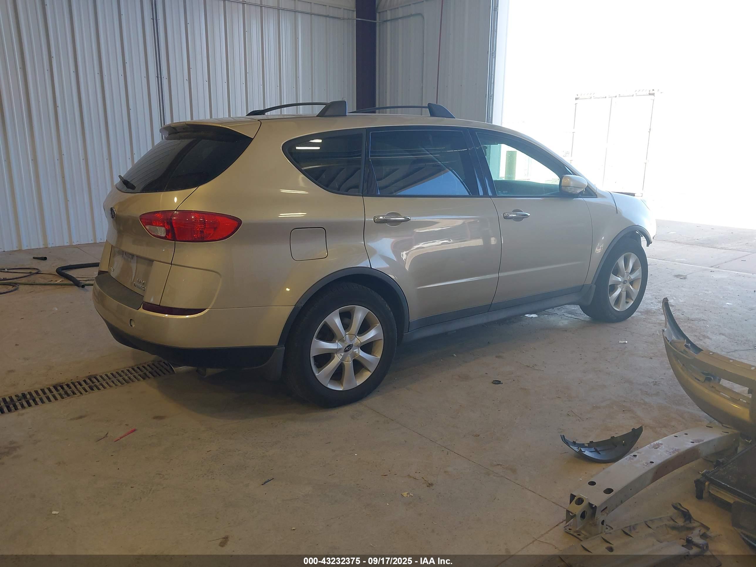 SUBARU B9 image 4