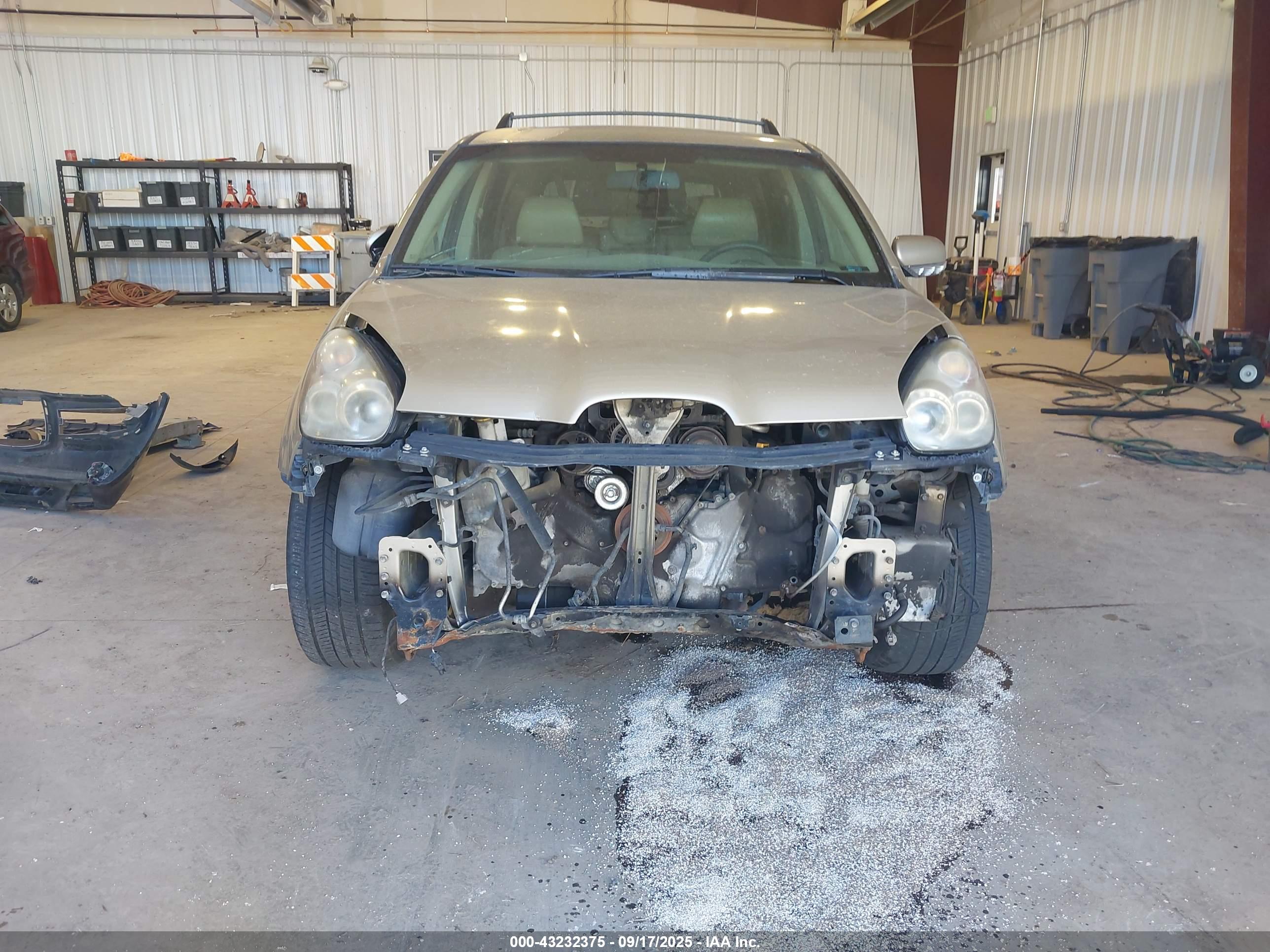 SUBARU B9 image 6