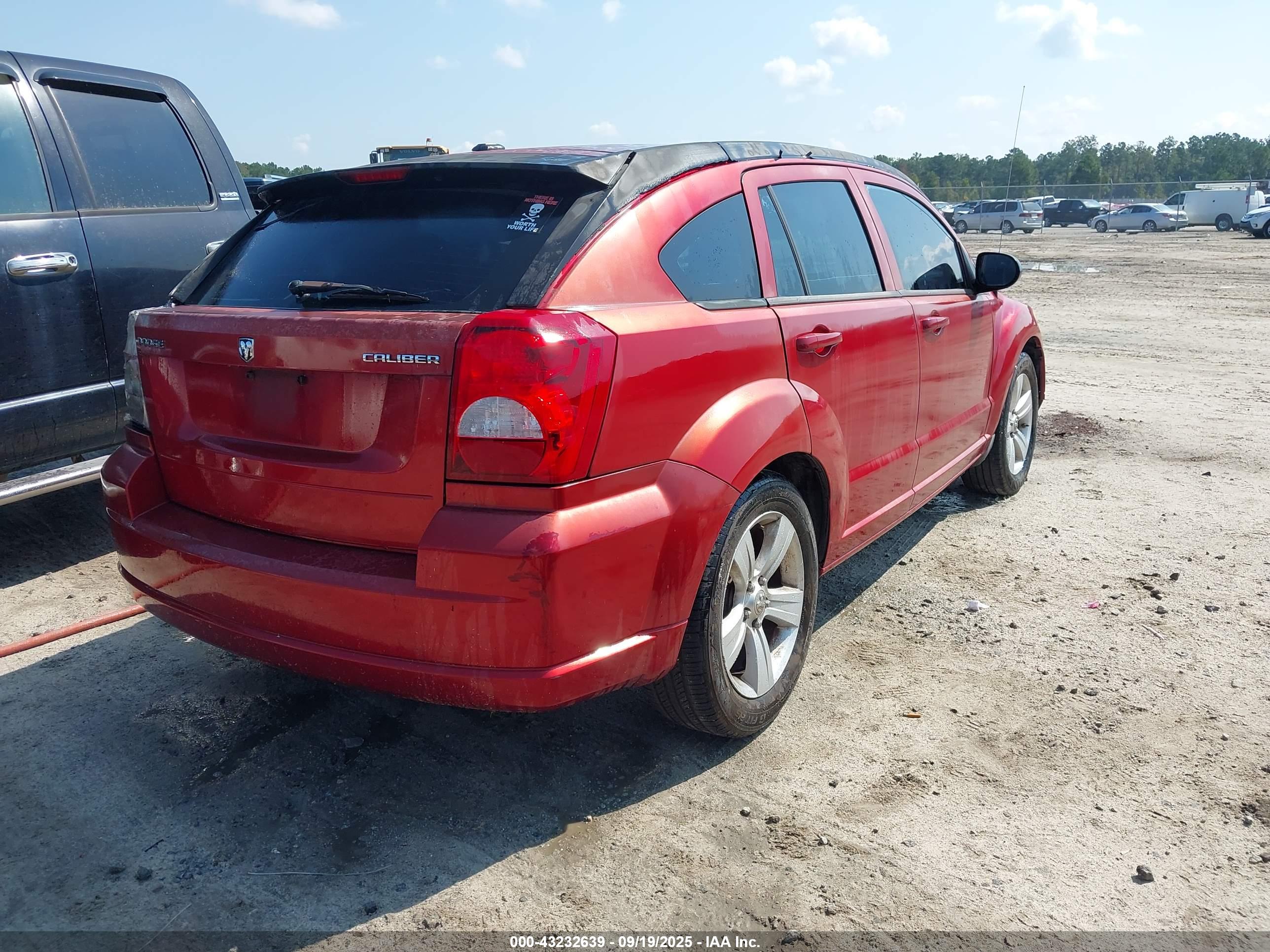 DODGE CALIBER image 4