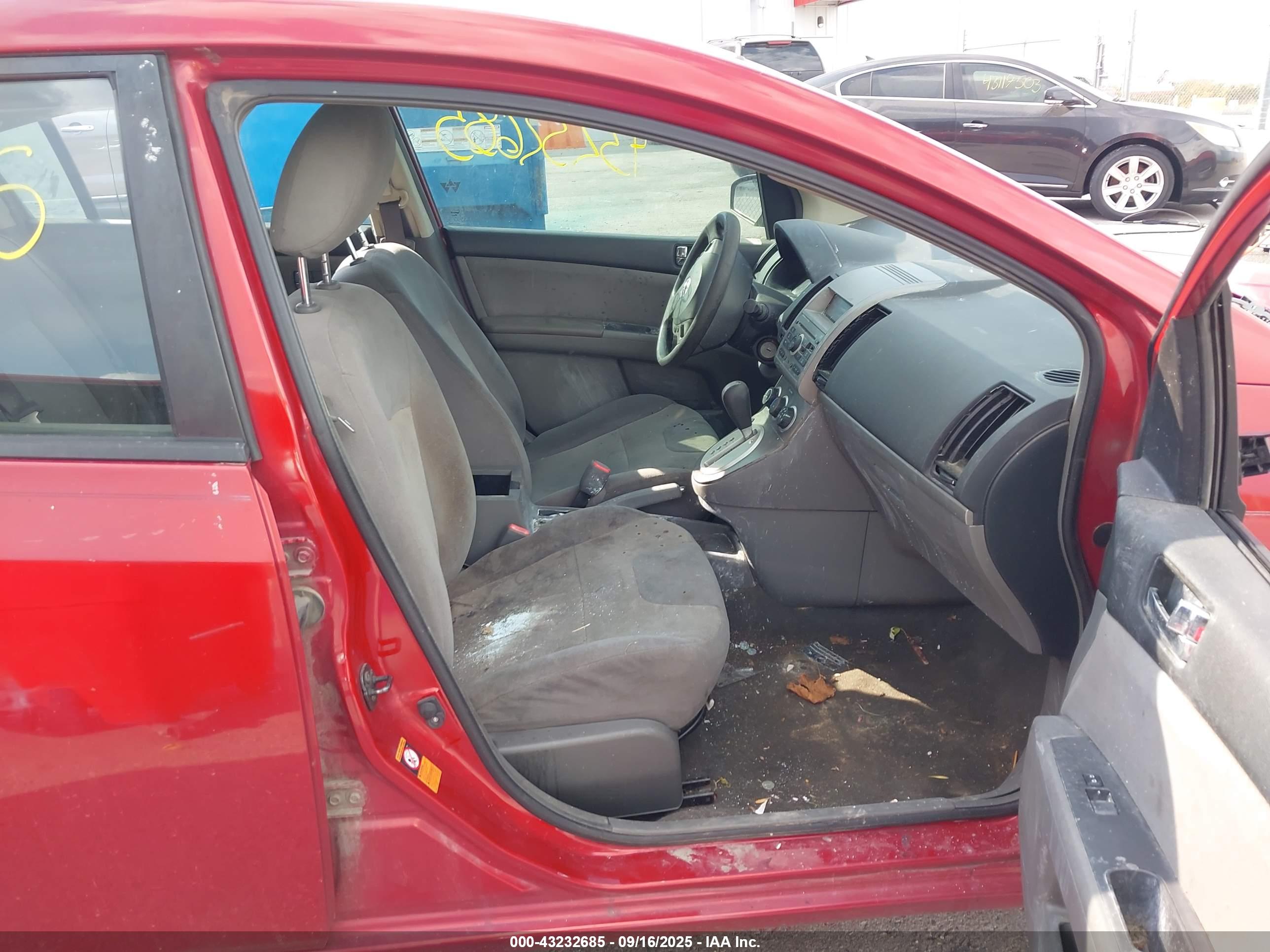 NISSAN SENTRA image 5
