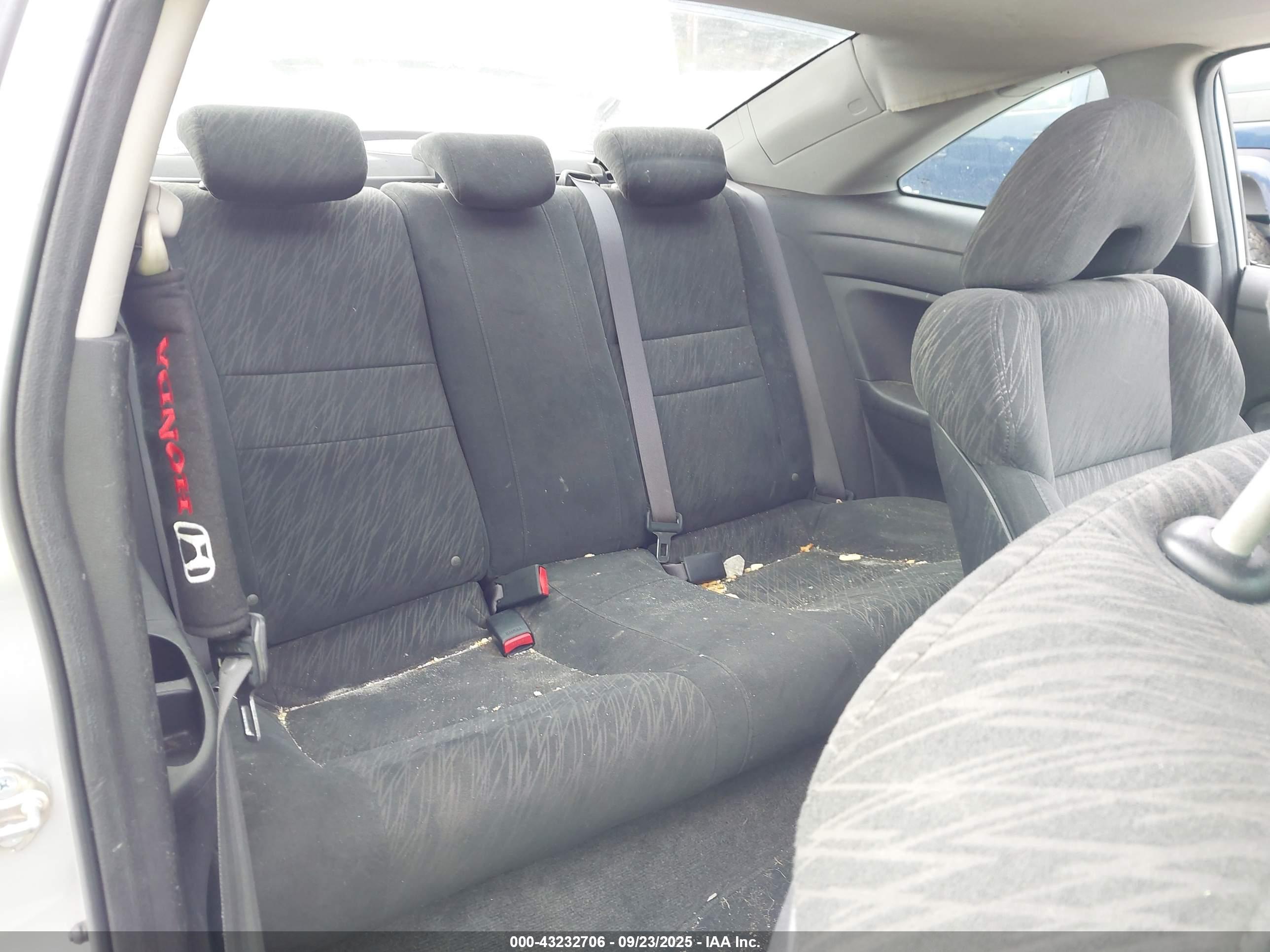 HONDA CIVIC image 8