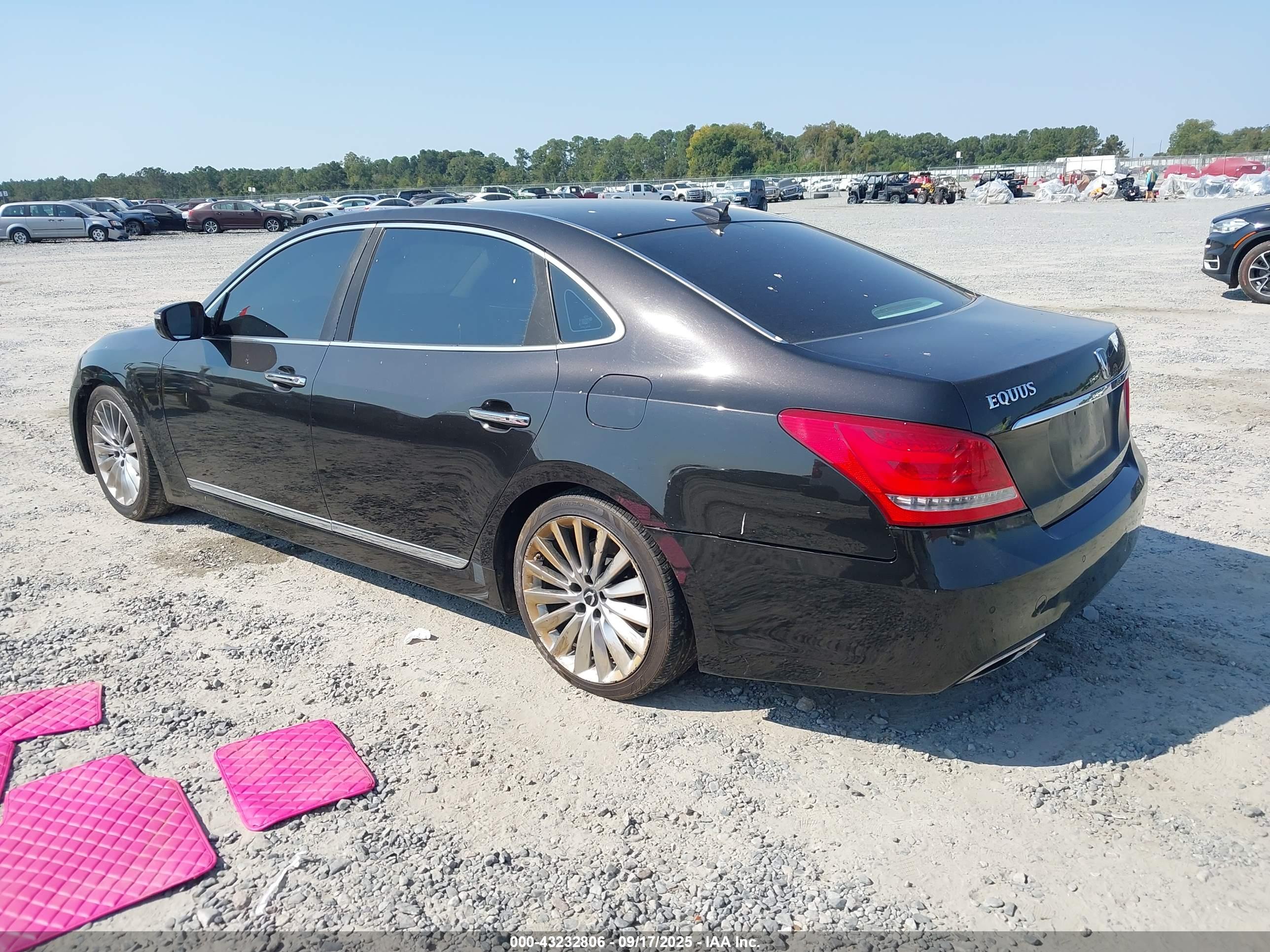 HYUNDAI EQUUS image 3