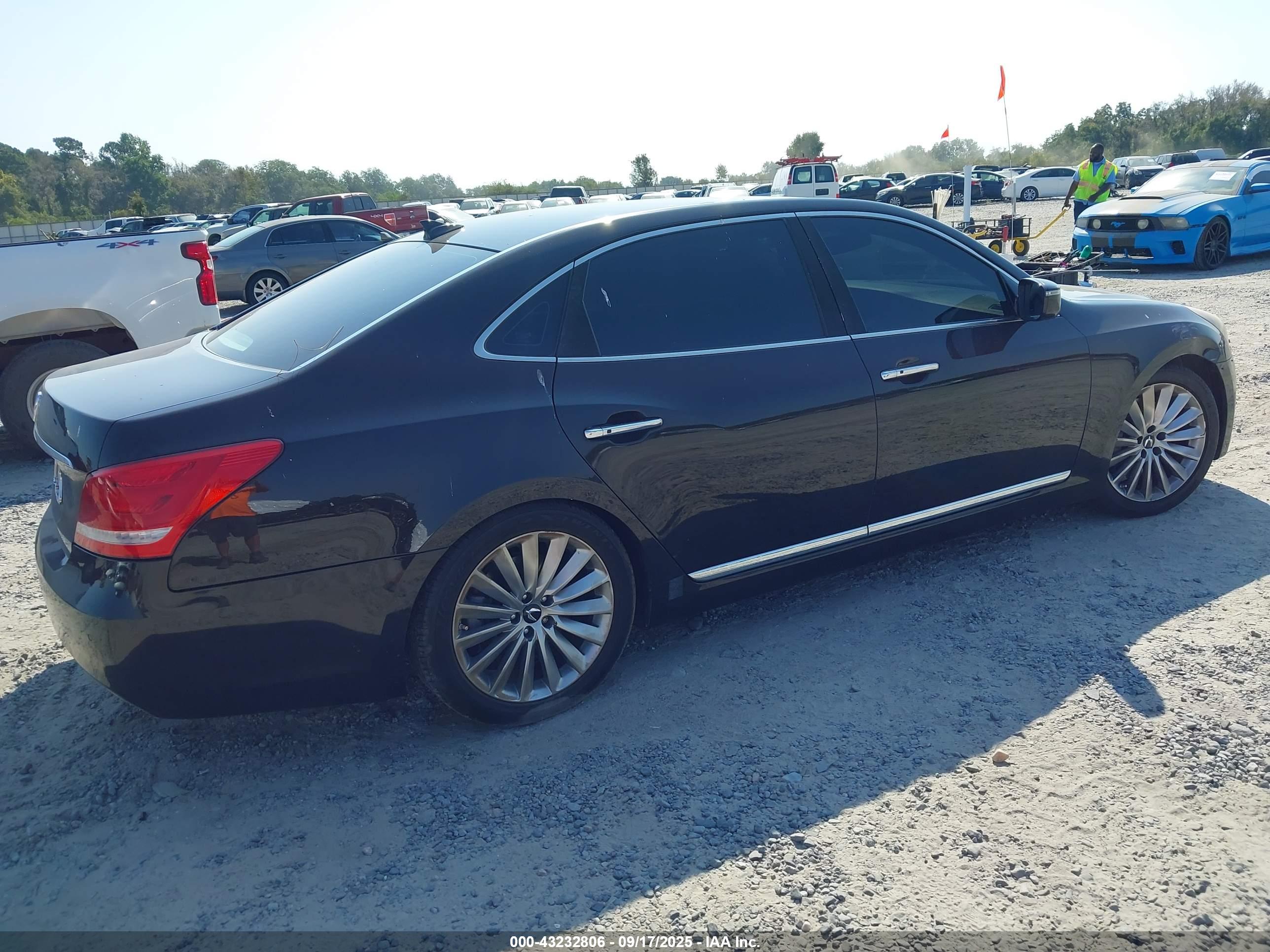 HYUNDAI EQUUS image 4