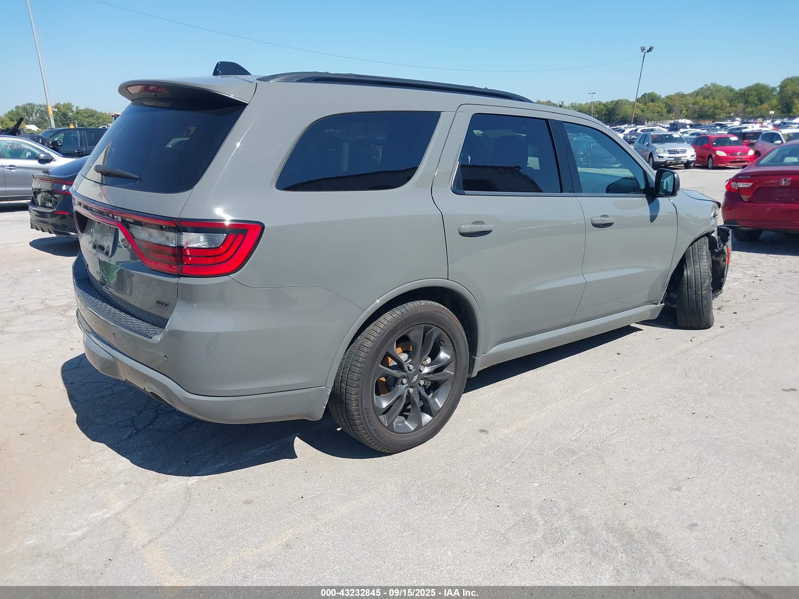 DODGE DURANGO image 4