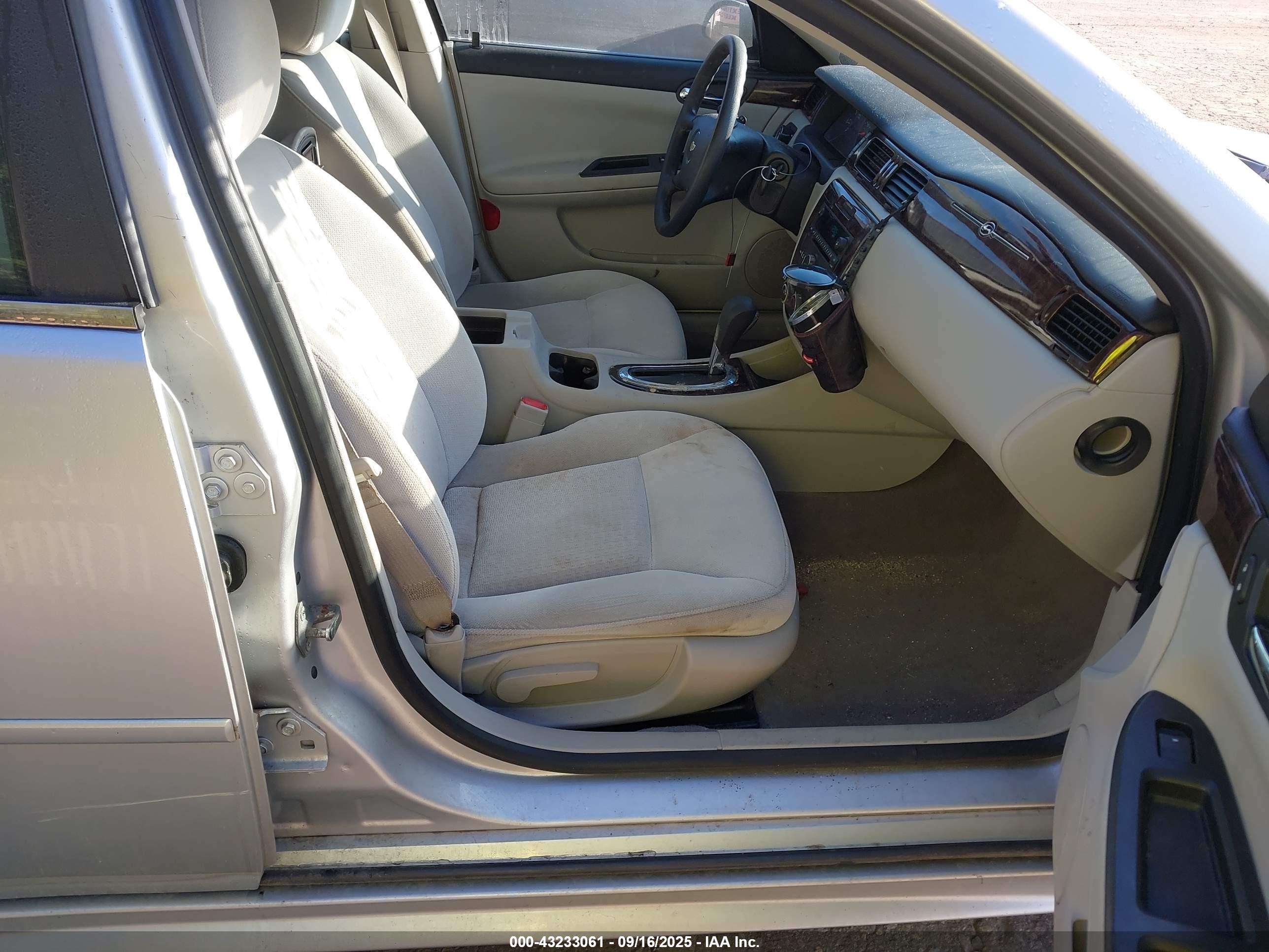 CHEVROLET IMPALA image 5