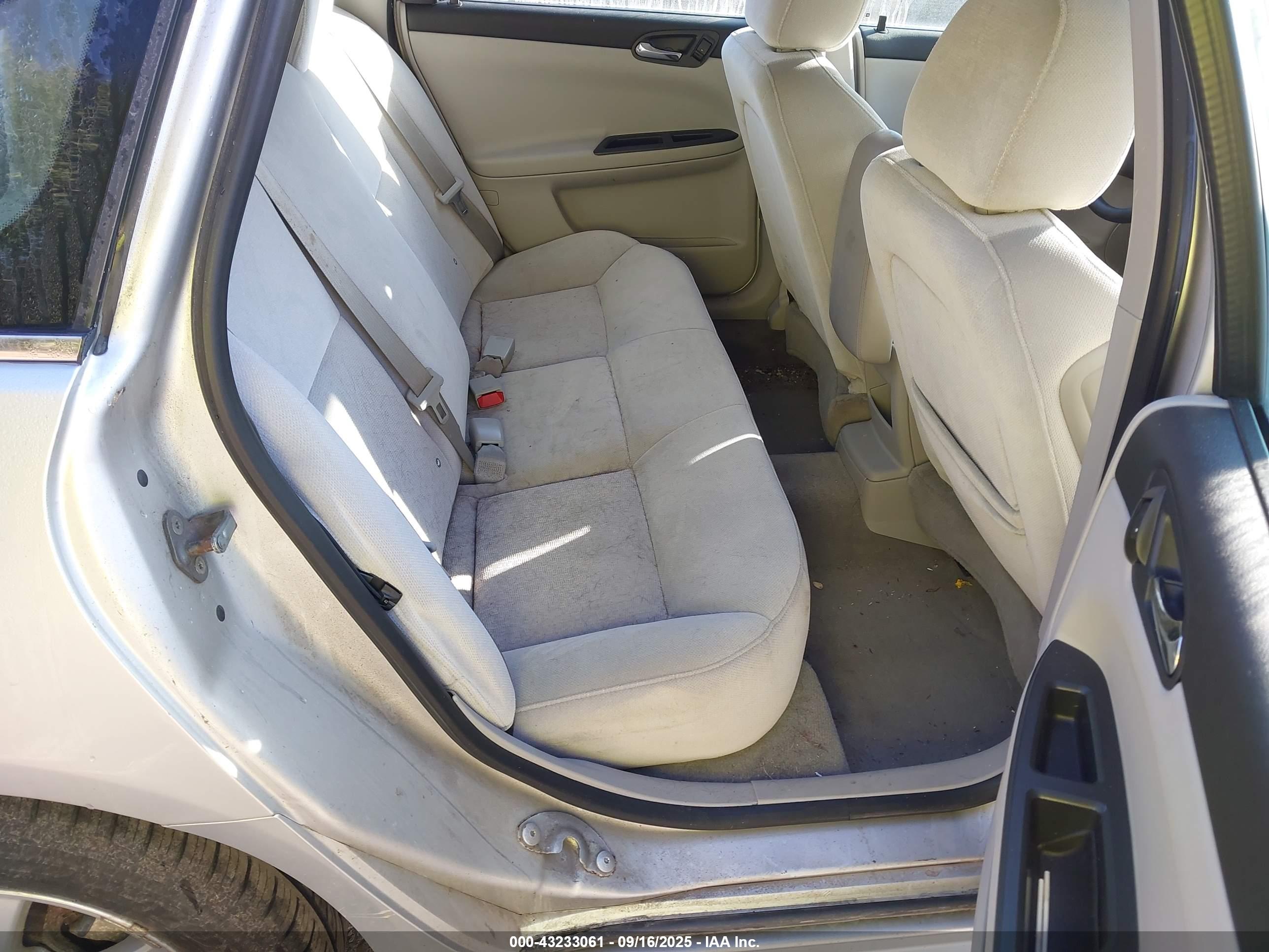 CHEVROLET IMPALA image 8