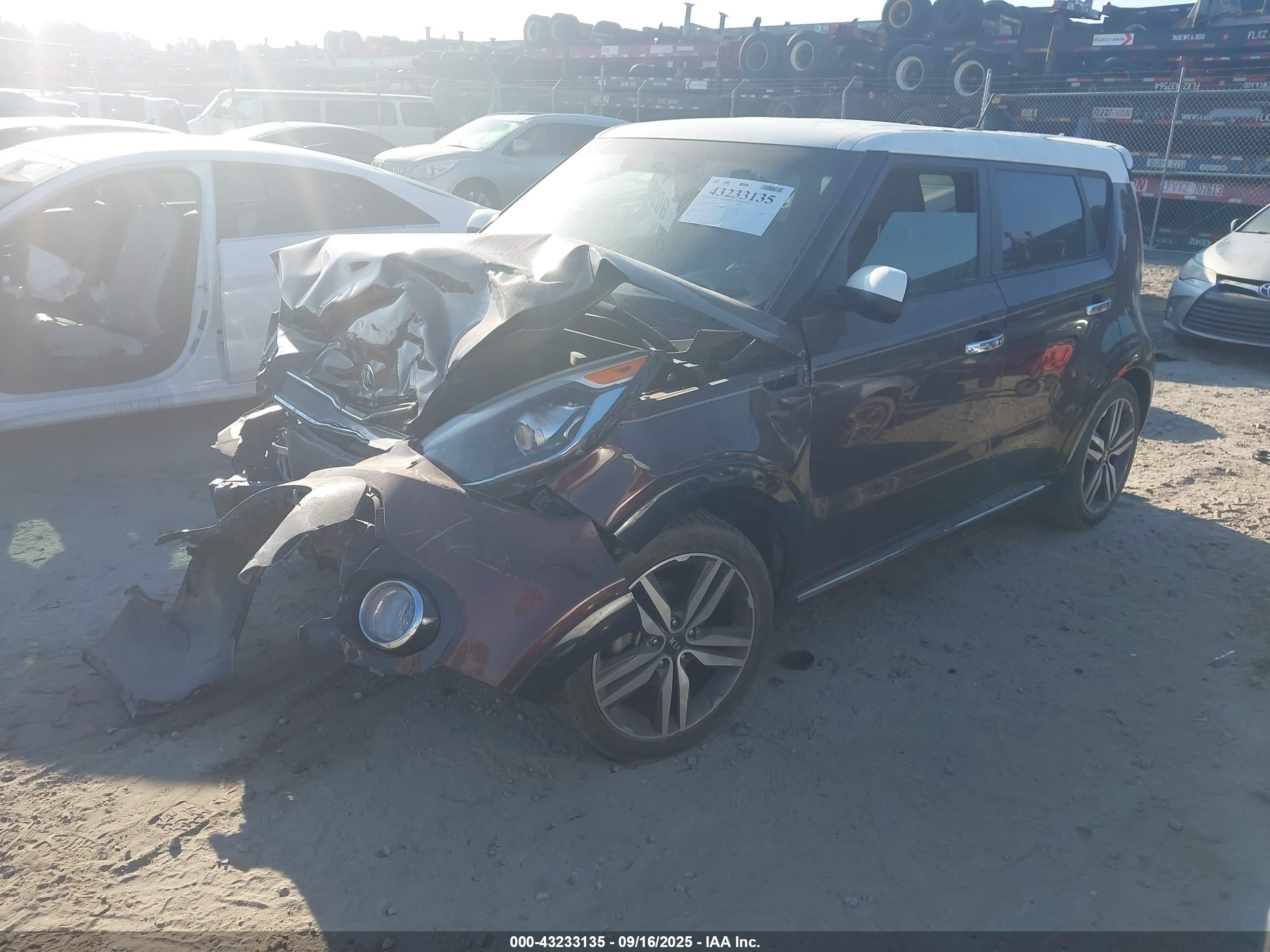 KIA SOUL image 2