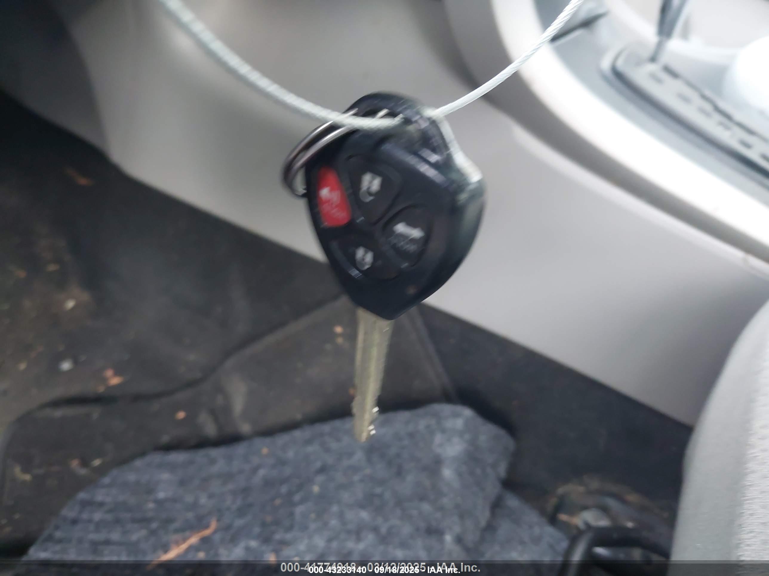 TOYOTA COROLLA image 11