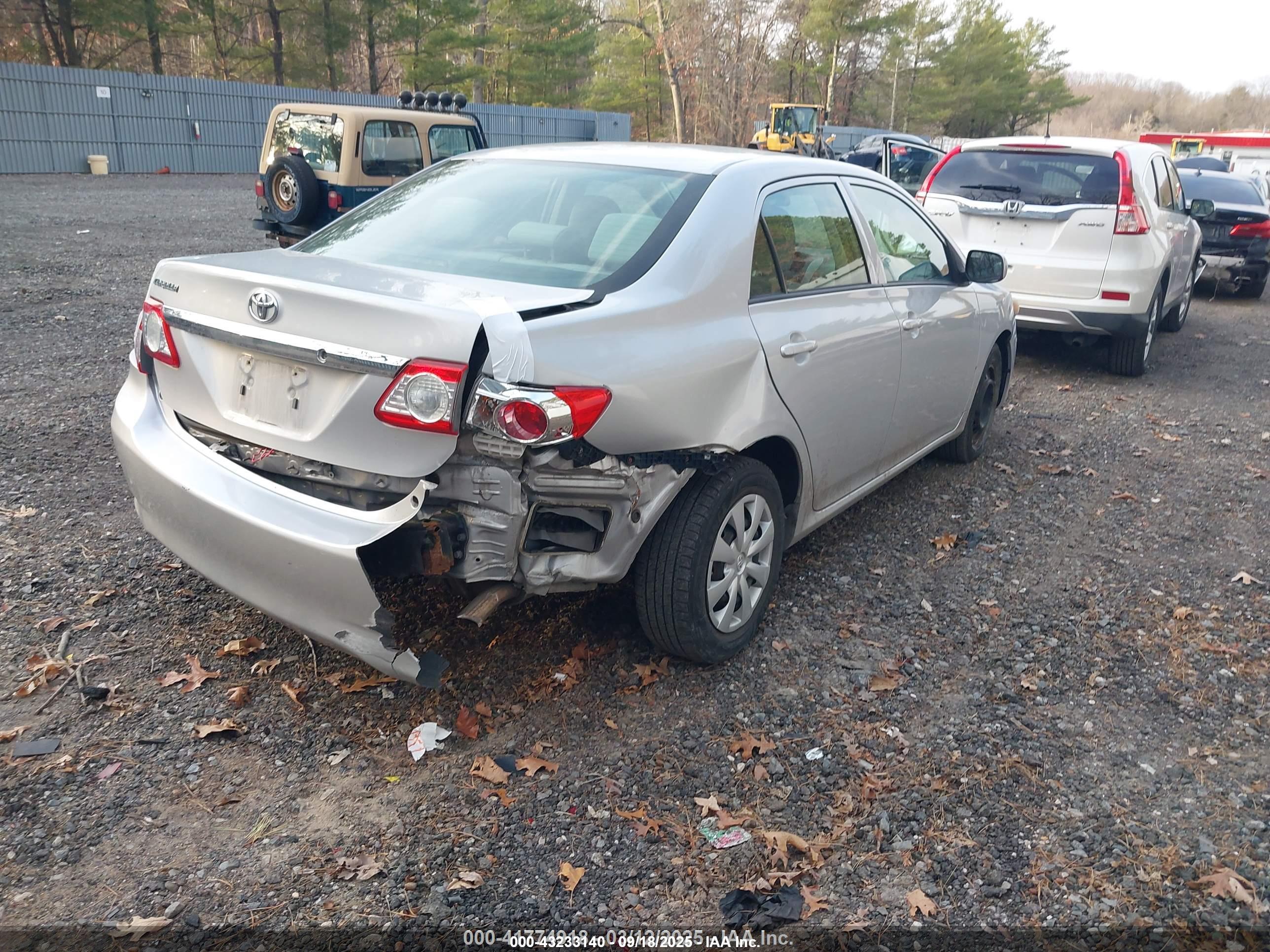 TOYOTA COROLLA image 4