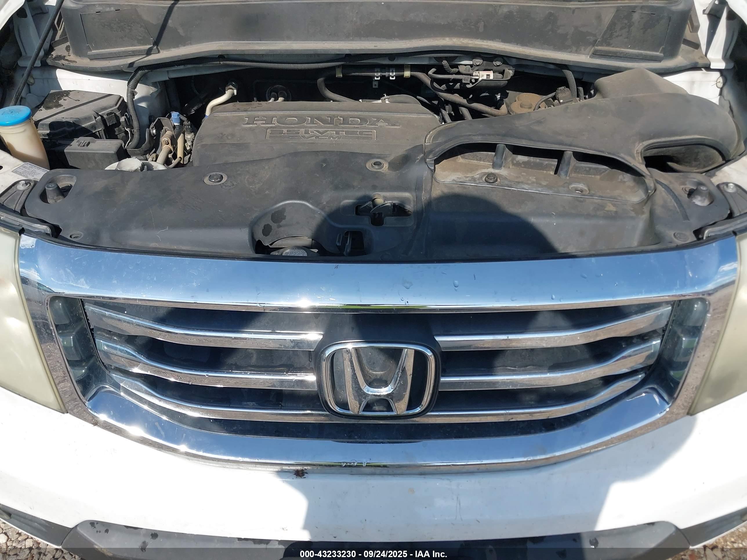 HONDA PILOT image 10
