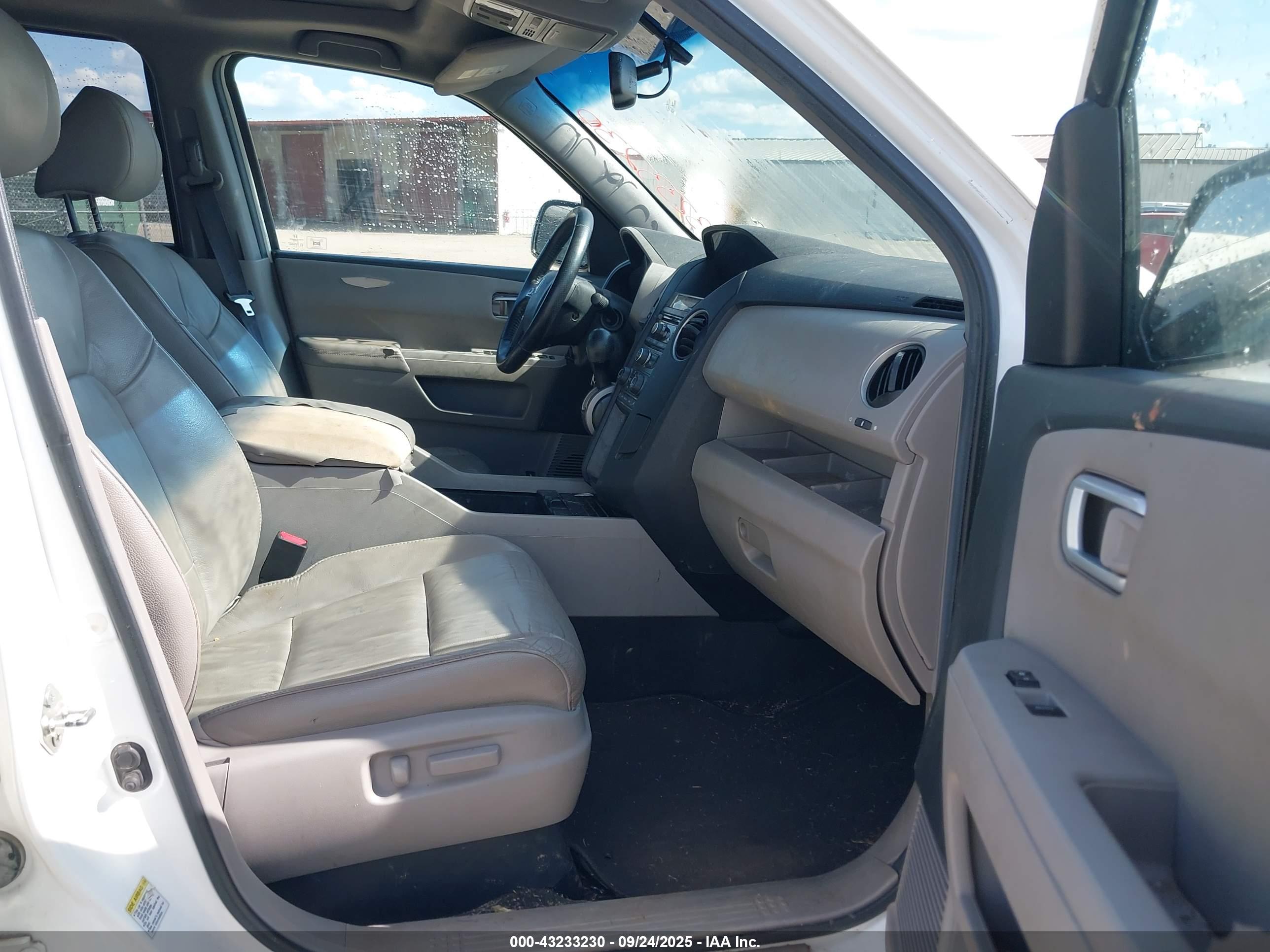 HONDA PILOT image 5