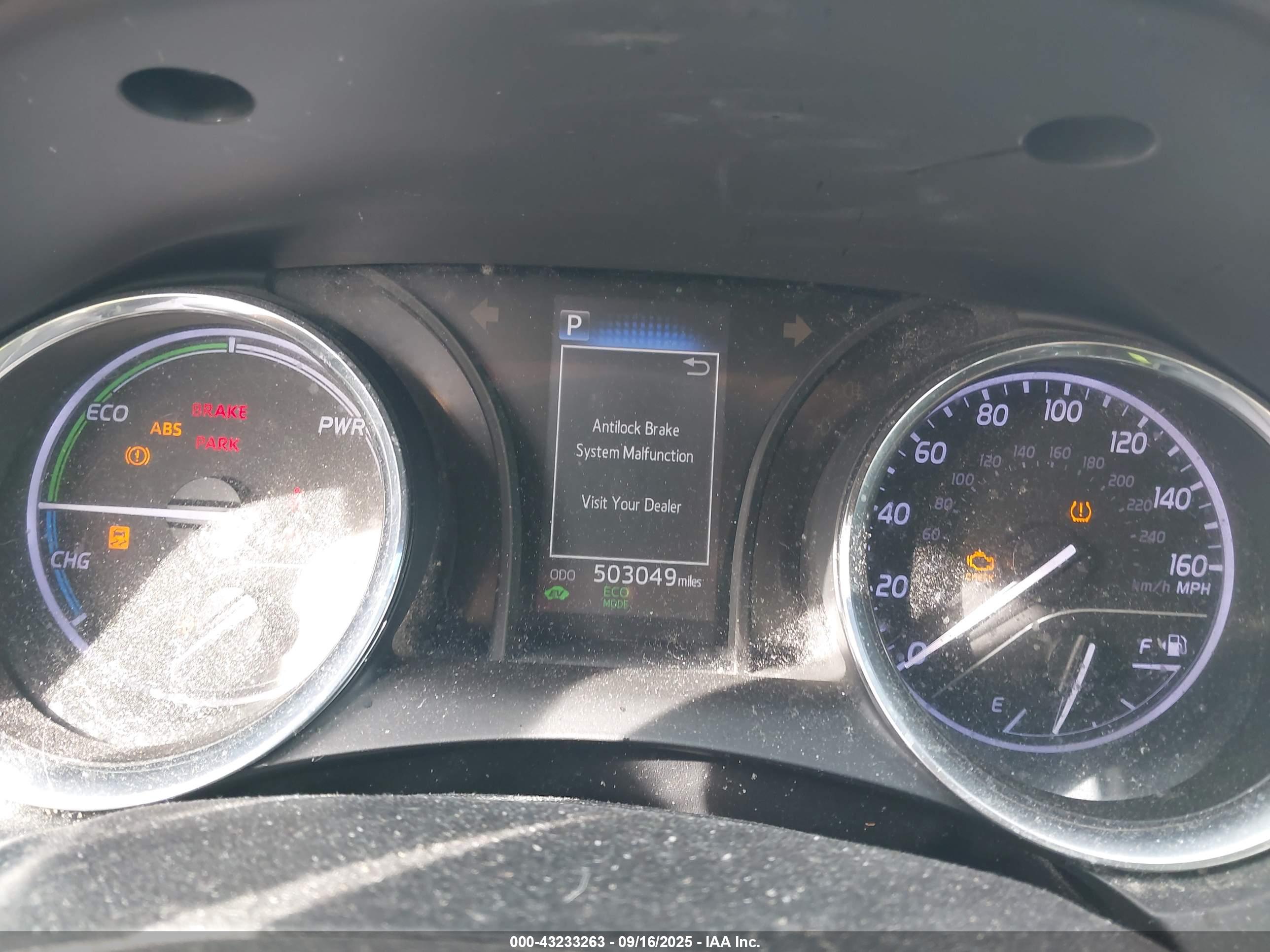 TOYOTA CAMRY image 7